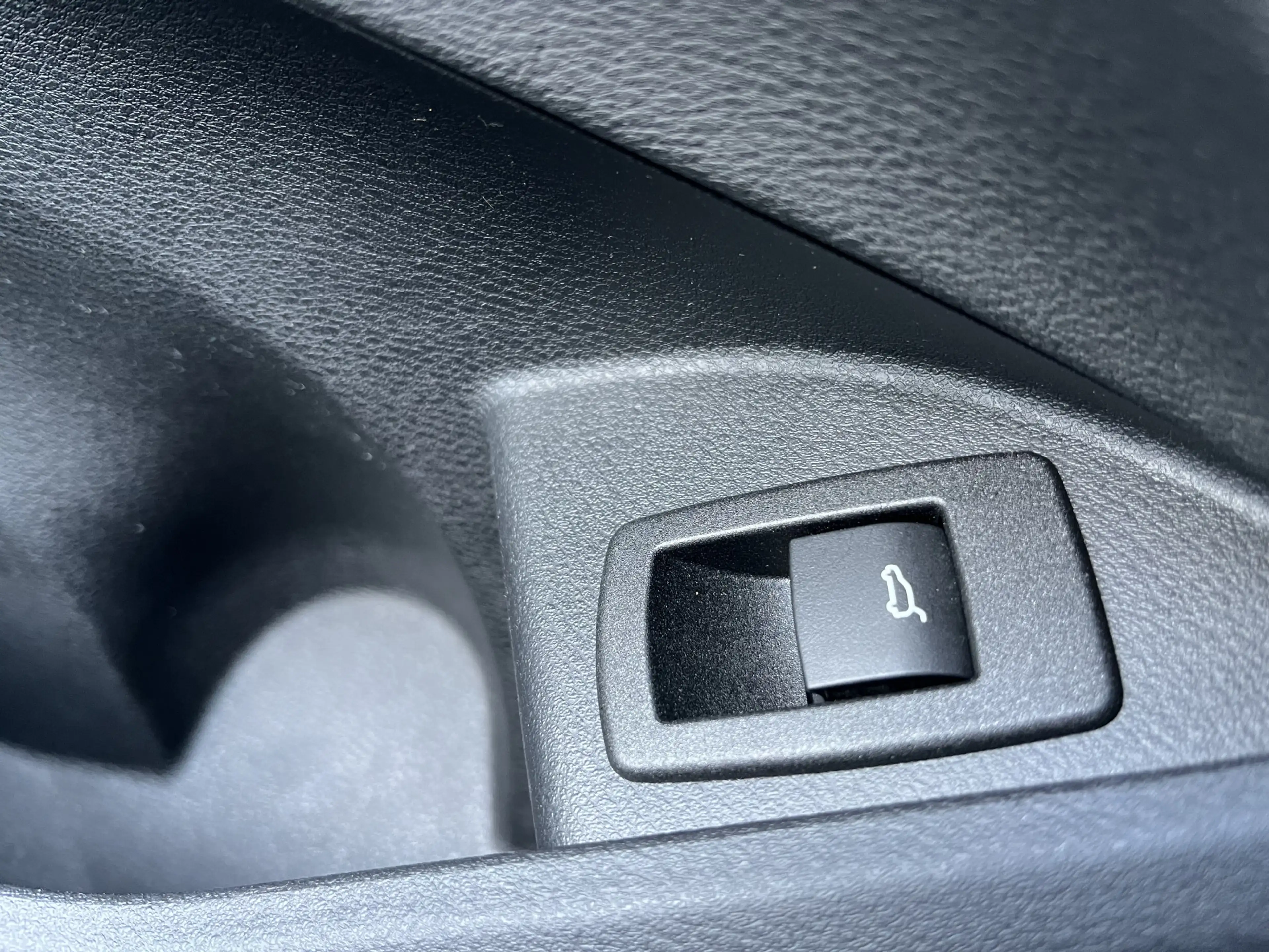BMW X1 xDrive20i Executive | 1eEig | NAV | Stoelverw. | X — photo 14