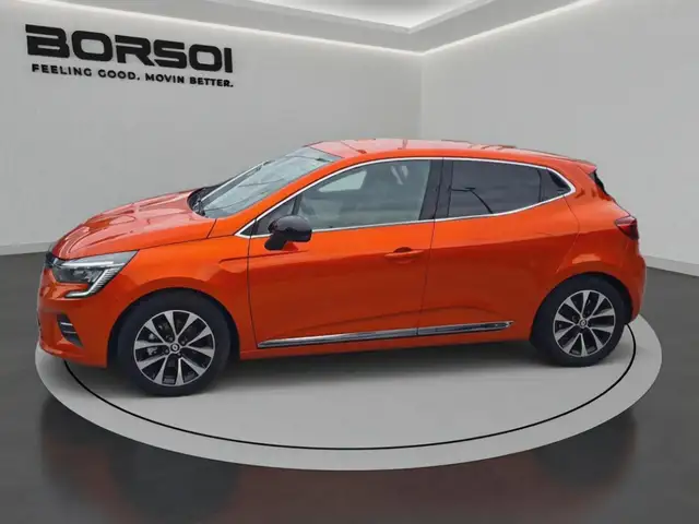 Renault Clio view 2