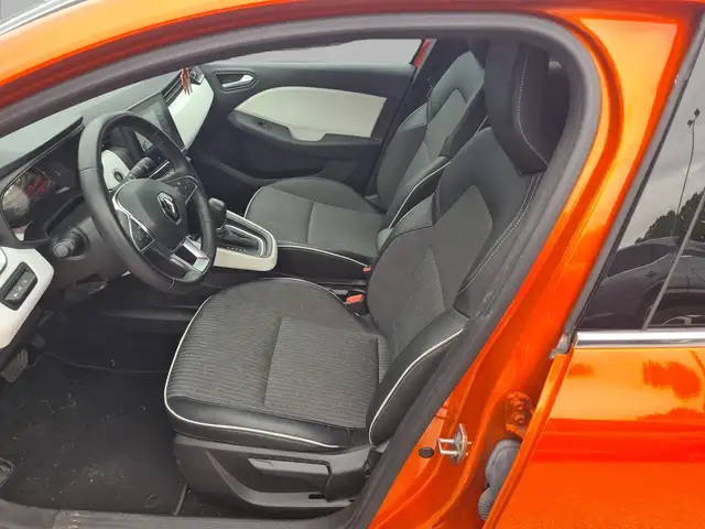 Renault Clio view 14