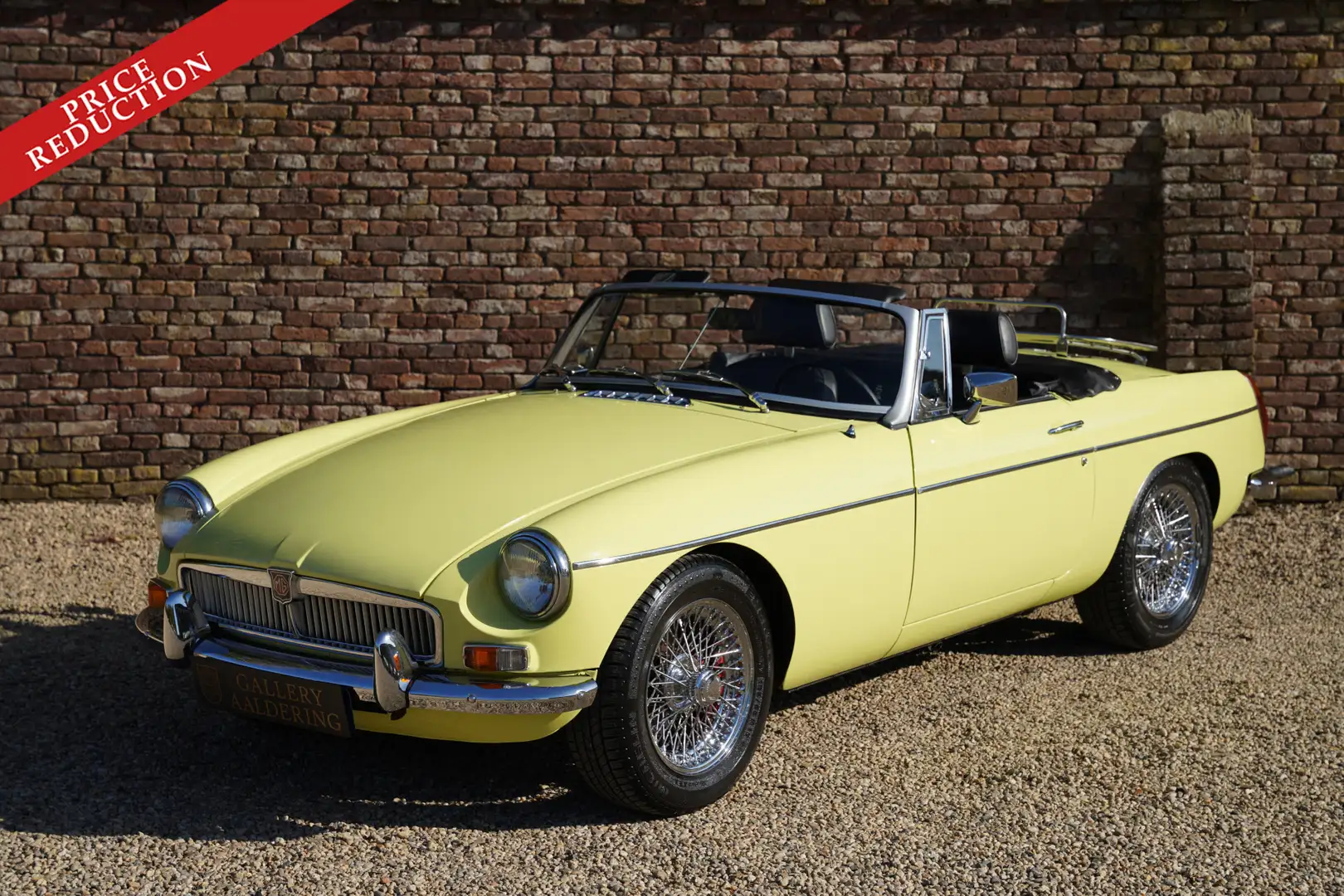 MG B Roadster PRICE REDUCTION Same owner since 1981!! Giallo - 1