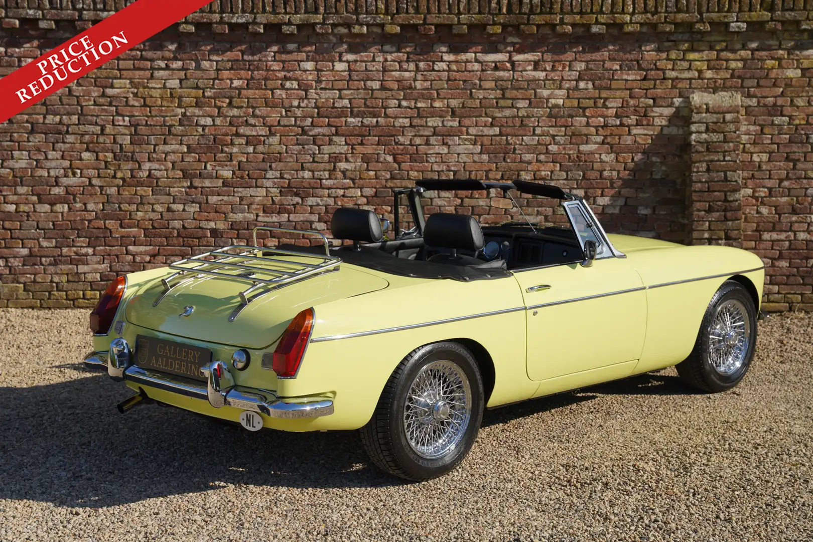 MG B Roadster PRICE REDUCTION Same owner since 1981!! Geel - 2