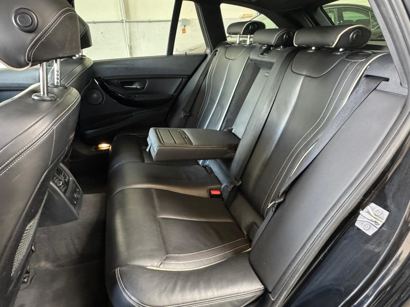 BMW 335 3-serie Touring 335i xDrive High Executive | Trekh — photo 13