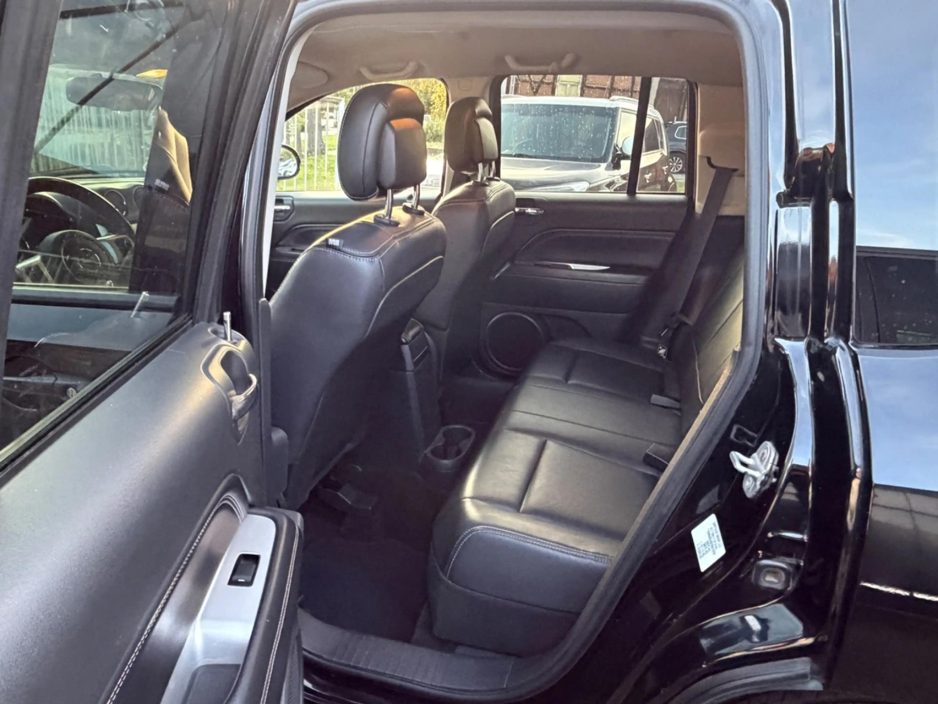 Jeep Compass Limited 4x4 AHK LEDER NAVI Kamera XENON — photo 12