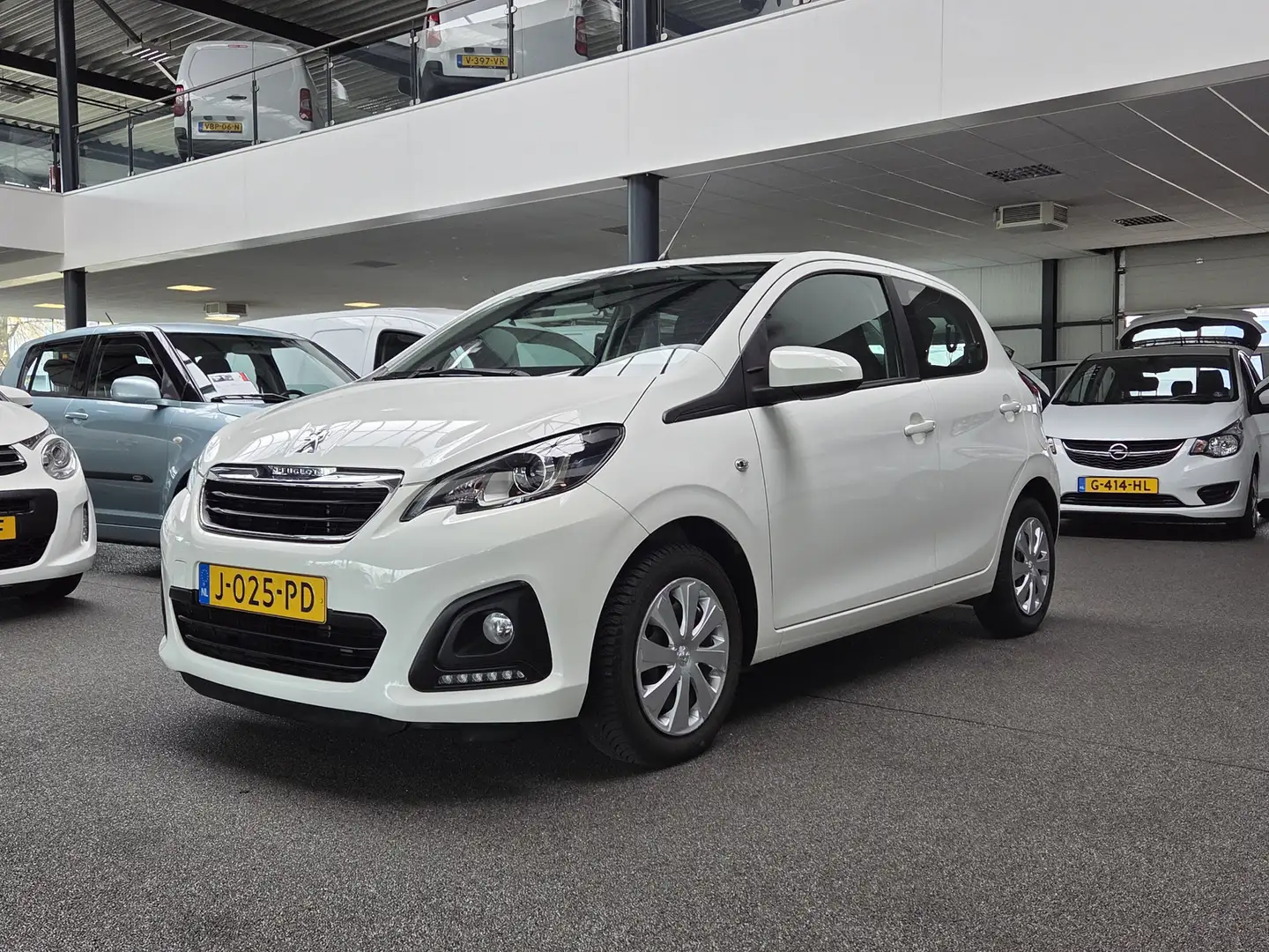 Peugeot 108 1.0 e-VTi Active / Airco, Camera, DAB+, Carplay Blanc - 1