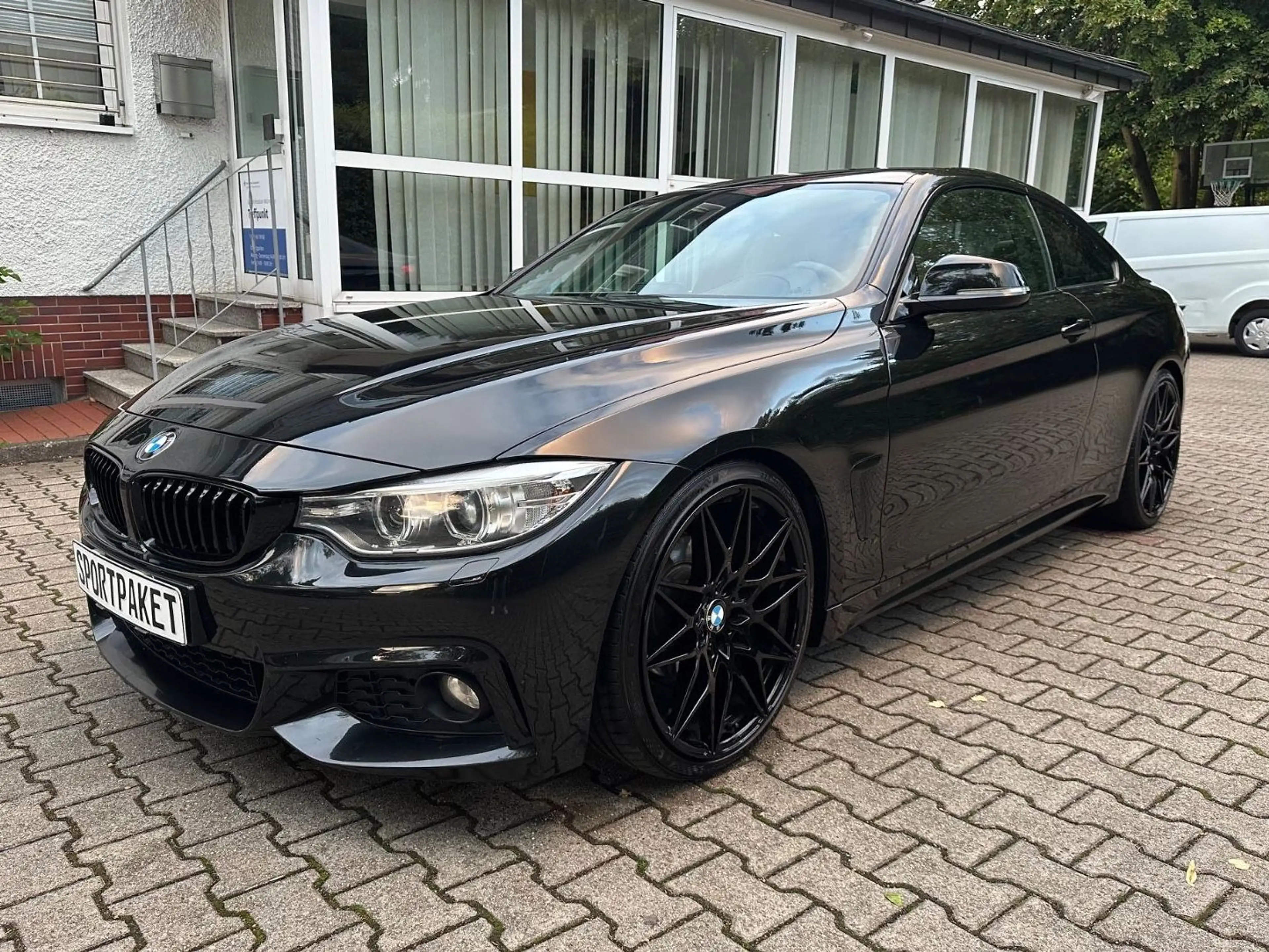 BMW 420 i Coupé M-Sport/Automatik/HUD/VOLLLEDER
