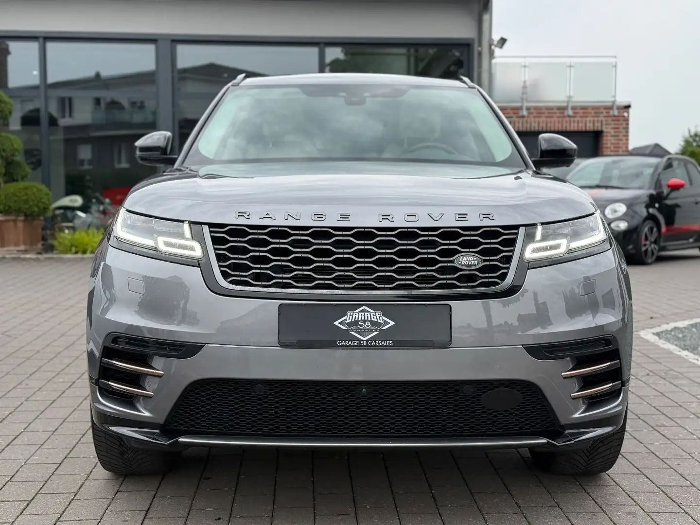 Land Rover Range Rover Velar R-Dynamic S/360°/Matrix/Pano Grau - 2