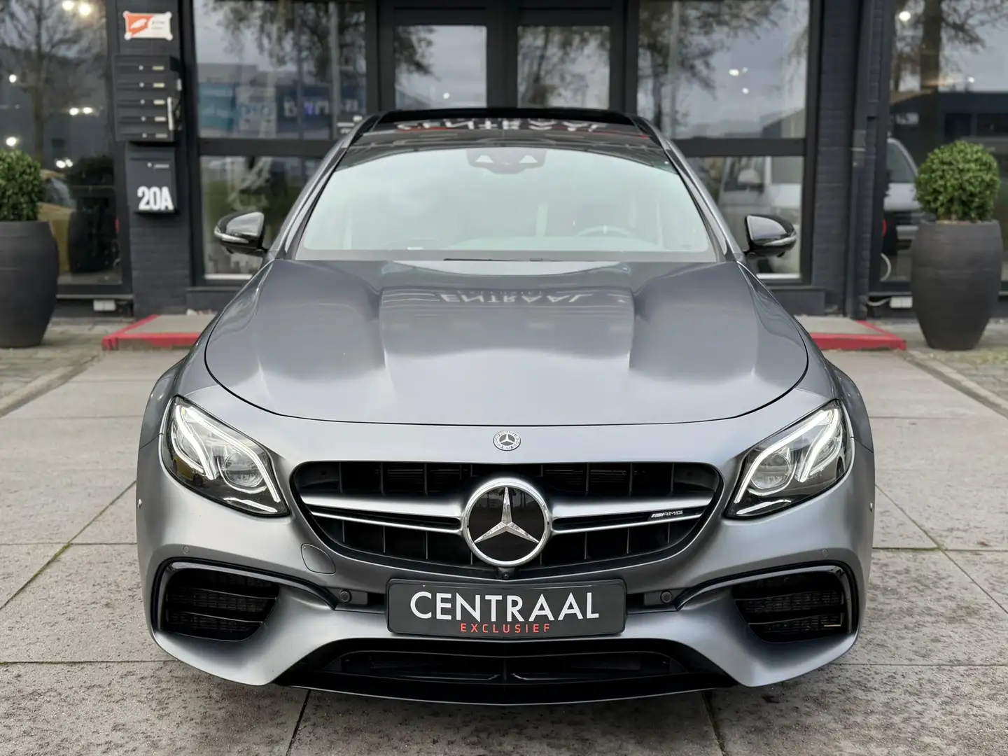 Mercedes-Benz E 63 AMG Estate S 4MATIC+|Pano|Keramisch|Massage|Burmester| Gris - 2