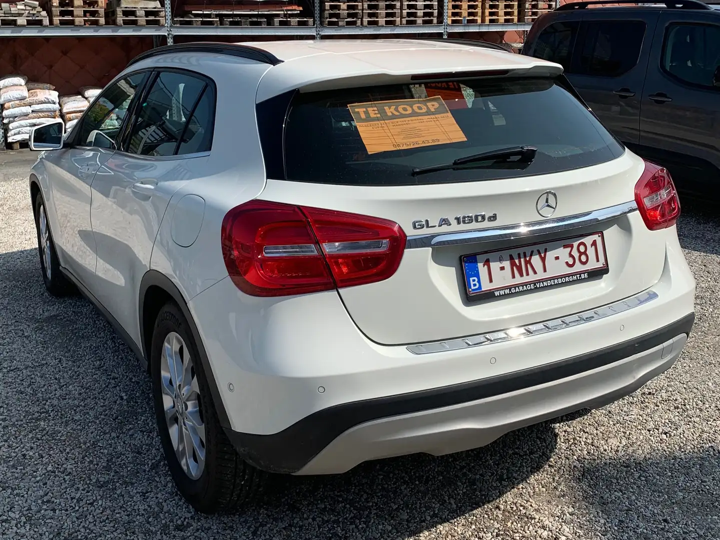 Mercedes-Benz GLA 180 GLA 180 (CDI) d Urban Blanc - 2