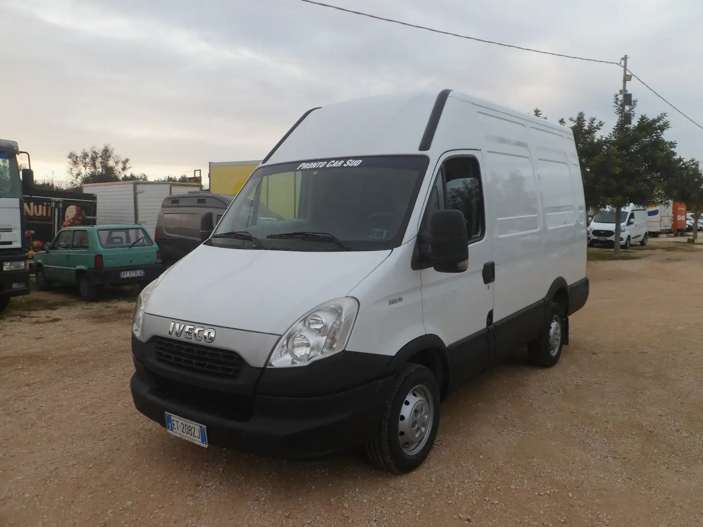 Iveco Daily 35s13 furgone medio alto Bianco - 1