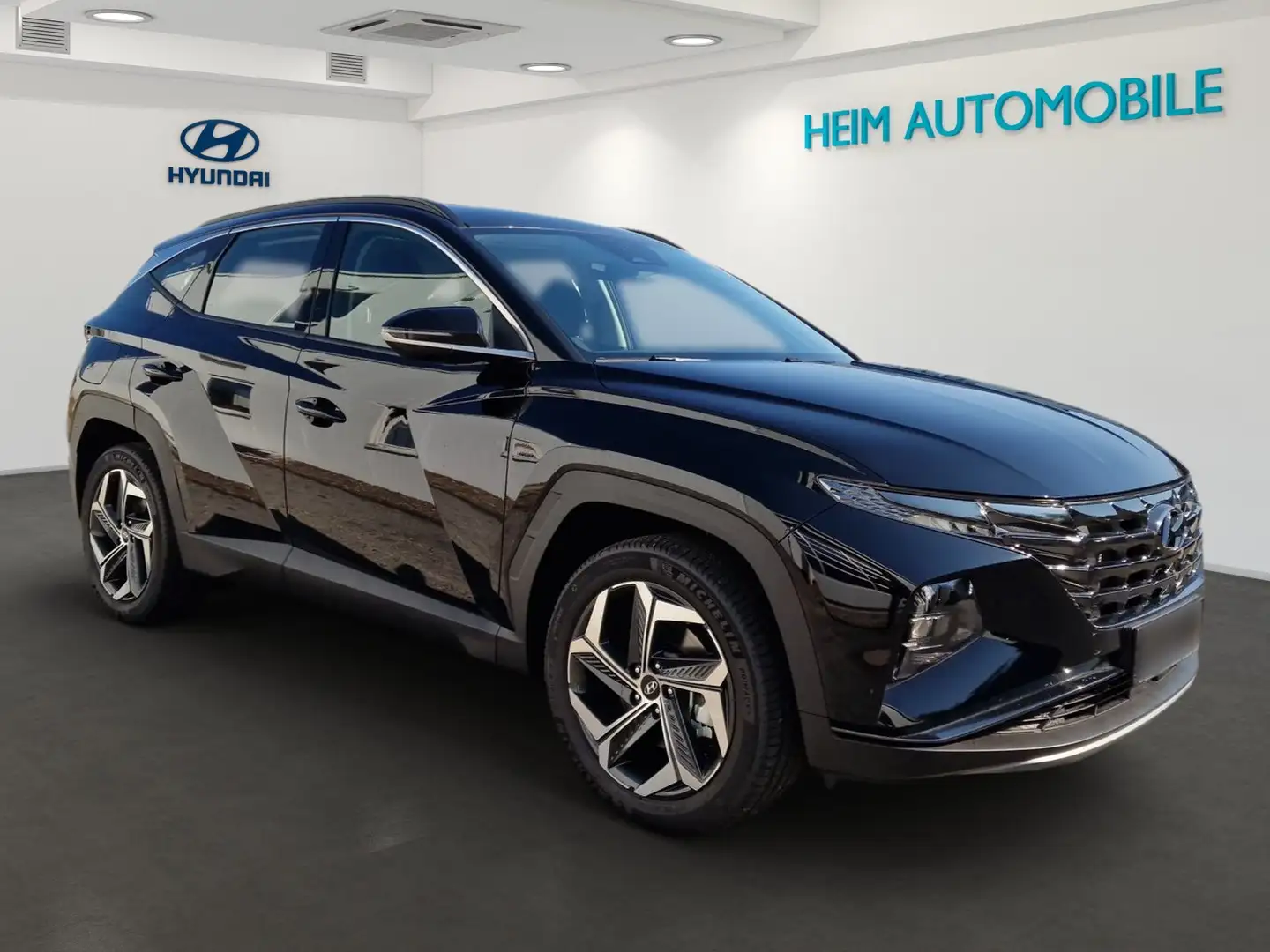 Hyundai TUCSON 1.6 T-GDi Plug-in-Hybrid 4WD Zwart - 2