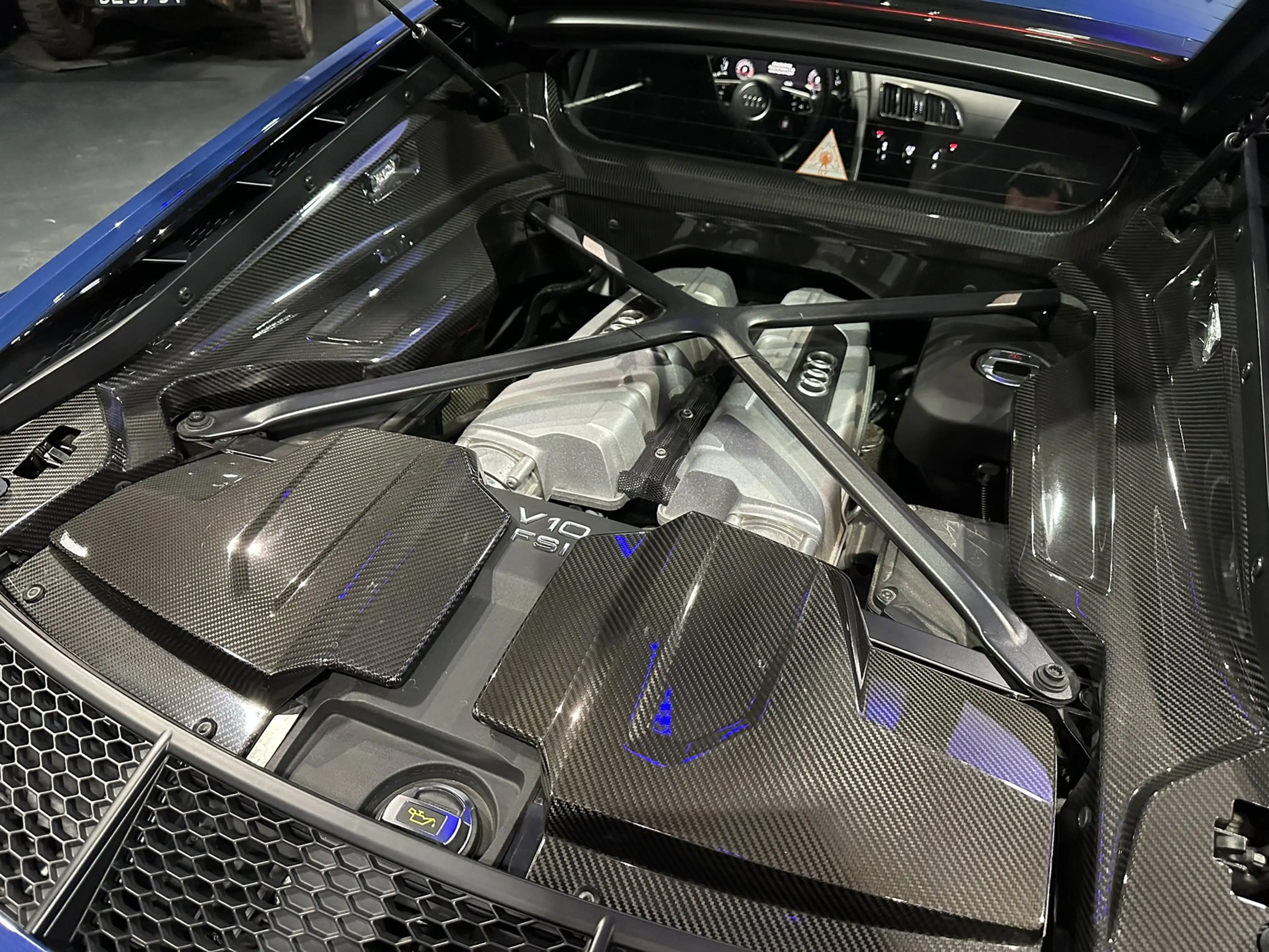 Audi R8 5.2 performance quattro 620PK *BTW*B&O*Keramisch*B — photo 26