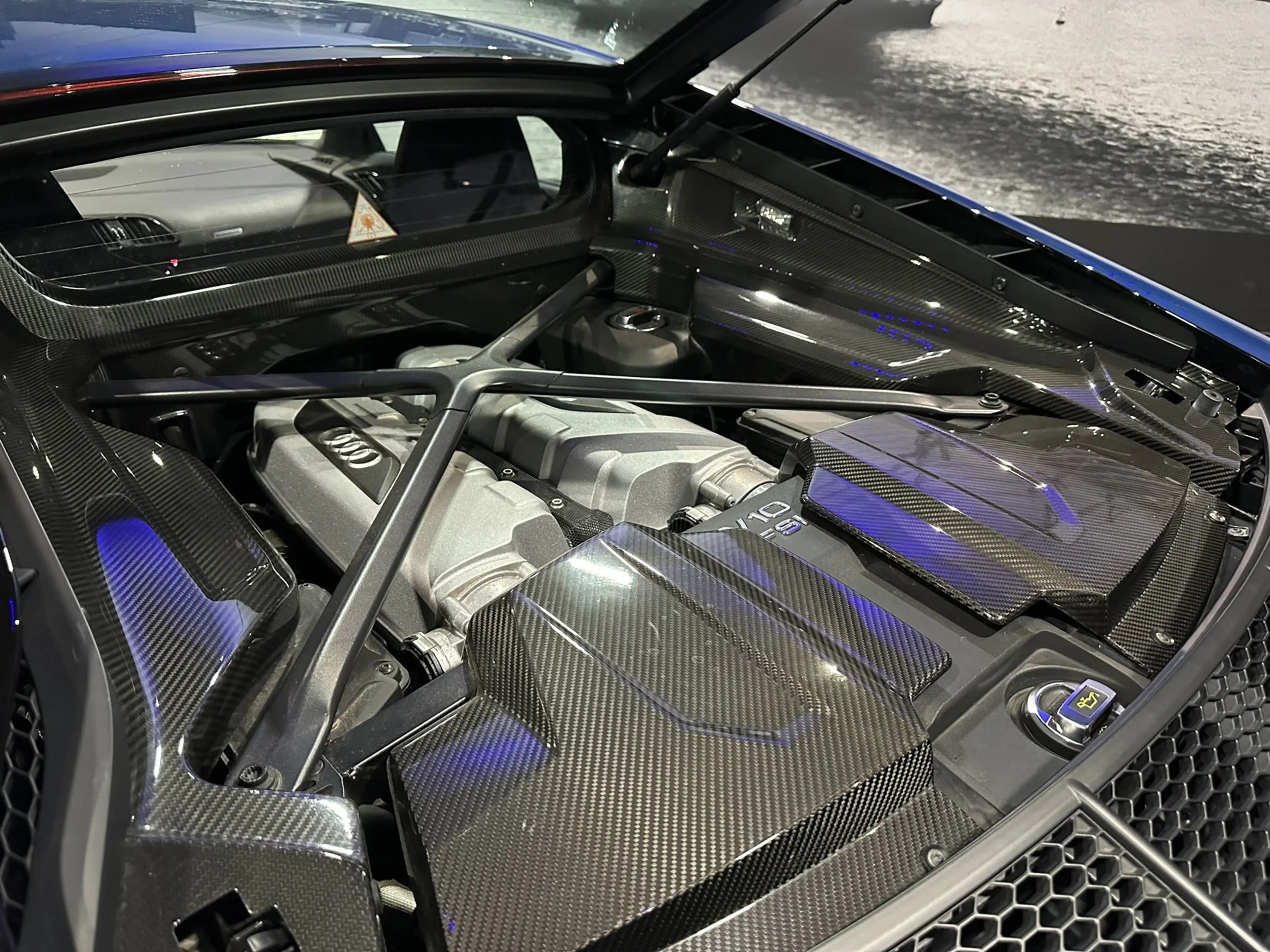 Audi R8 5.2 performance quattro 620PK *BTW*B&O*Keramisch*B — photo 25
