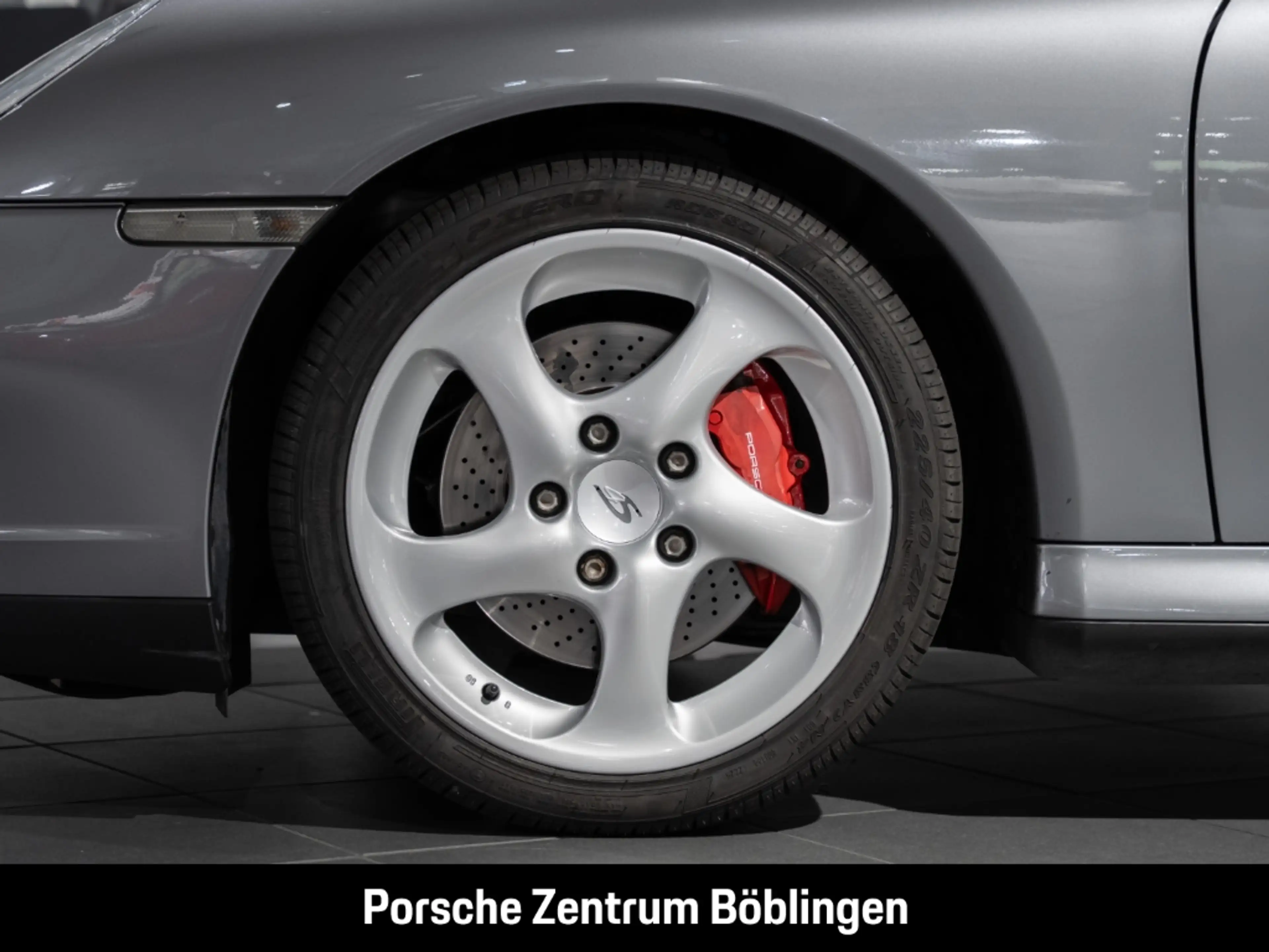 Porsche 996 -2 (911) Carrera 4 S Coupe — photo 11
