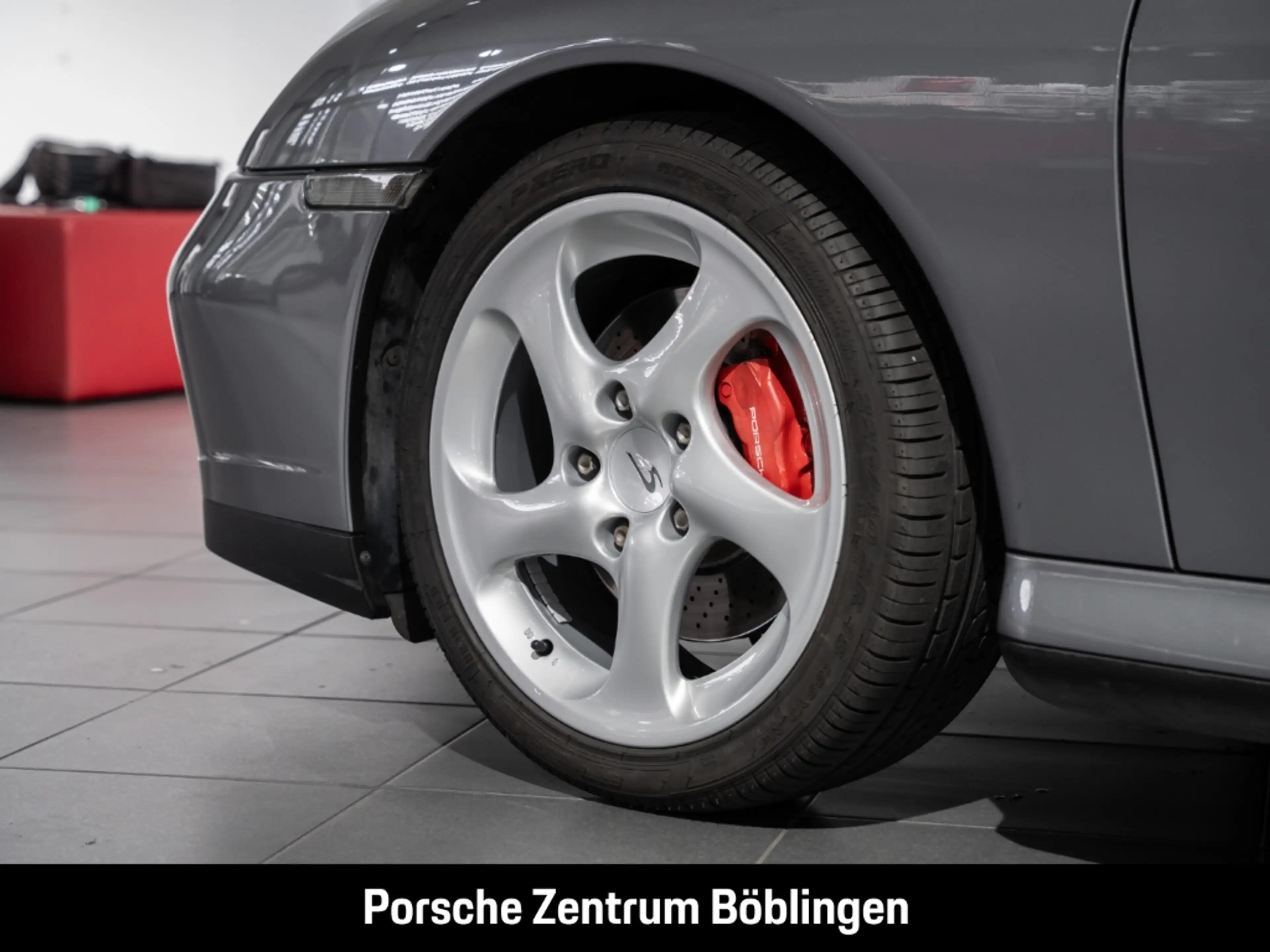 Porsche 996 -2 (911) Carrera 4 S Coupe — photo 15