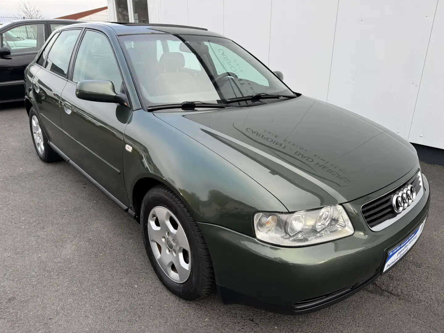 Audi A3 1.8L Ambiente | AUTOMATIK| 1.HAND| TÜV| Schwarz - 2