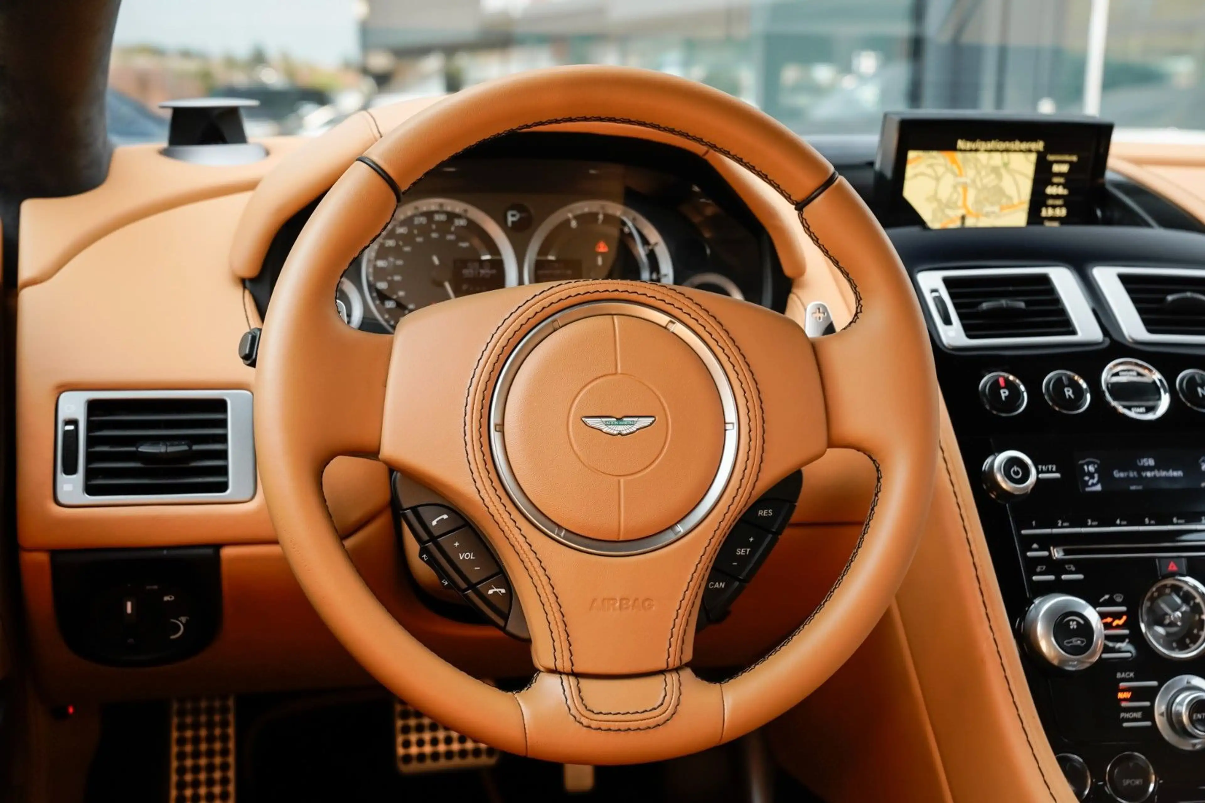 Aston Martin Rapide 6.0 V12 *Deutsch**1.Hand* — photo 13