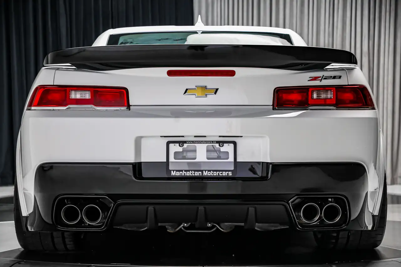 Chevrolet Camaro снимка Chevrolet Camaro