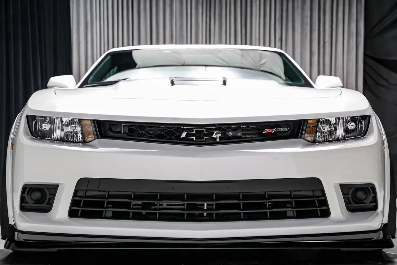 Chevrolet Camaro снимка Chevrolet Camaro