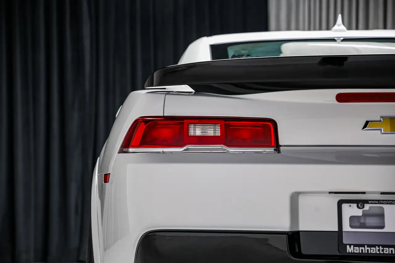 Chevrolet Camaro снимка Chevrolet Camaro