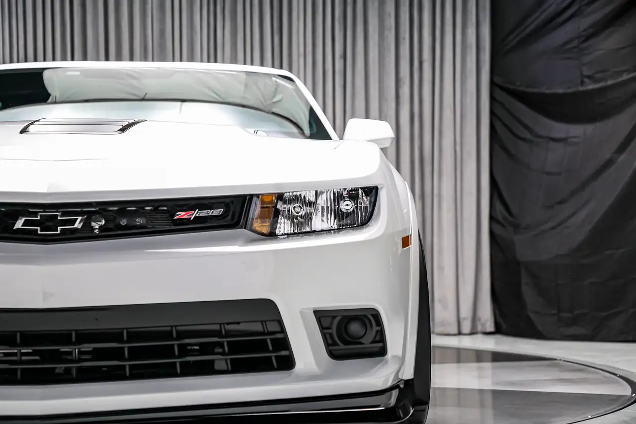 Chevrolet Camaro снимка Chevrolet Camaro