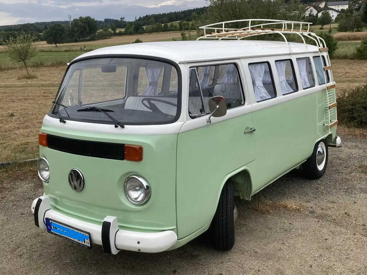 Volkswagen T2b-Bulli-Camper, foto 2