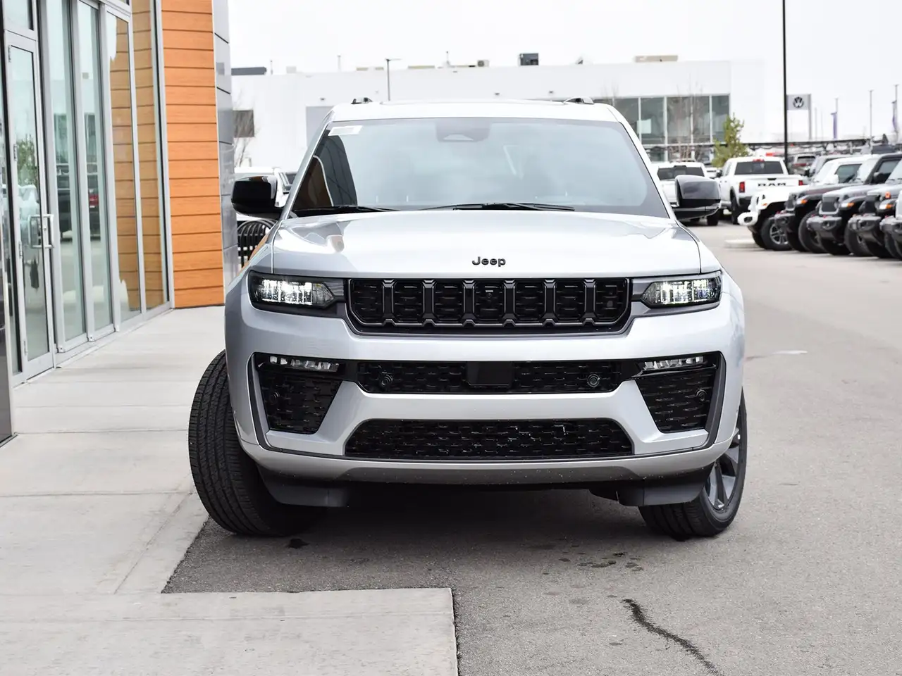 Jeep Grand Cherokee снимка Jeep Grand Cherokee
