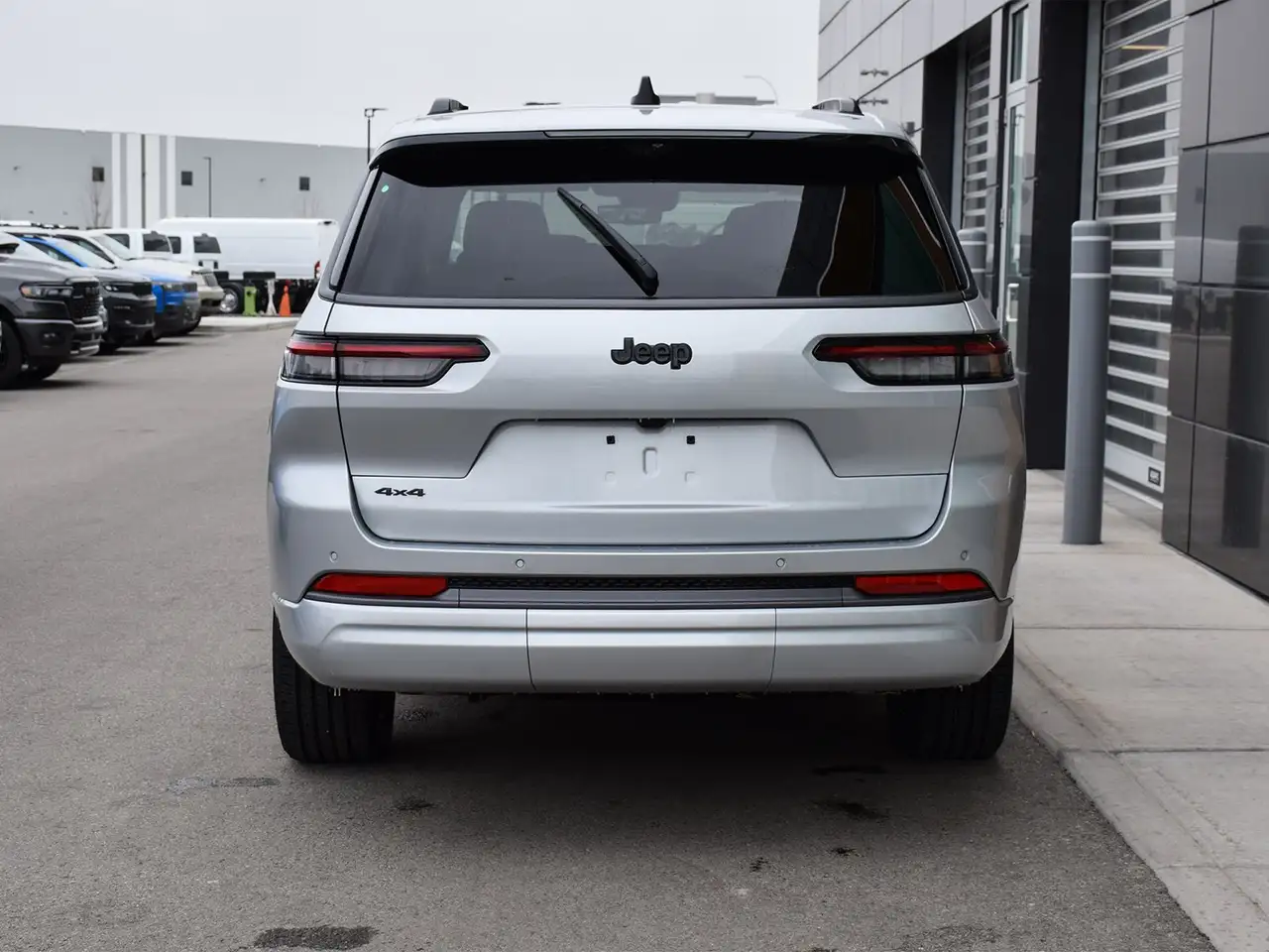 Jeep Grand Cherokee снимка Jeep Grand Cherokee