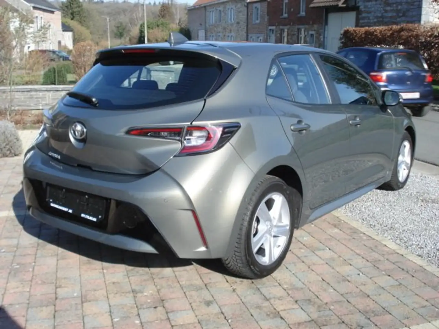 Toyota Corolla 1.2 Turbo Dynamic Plus Gris - 2