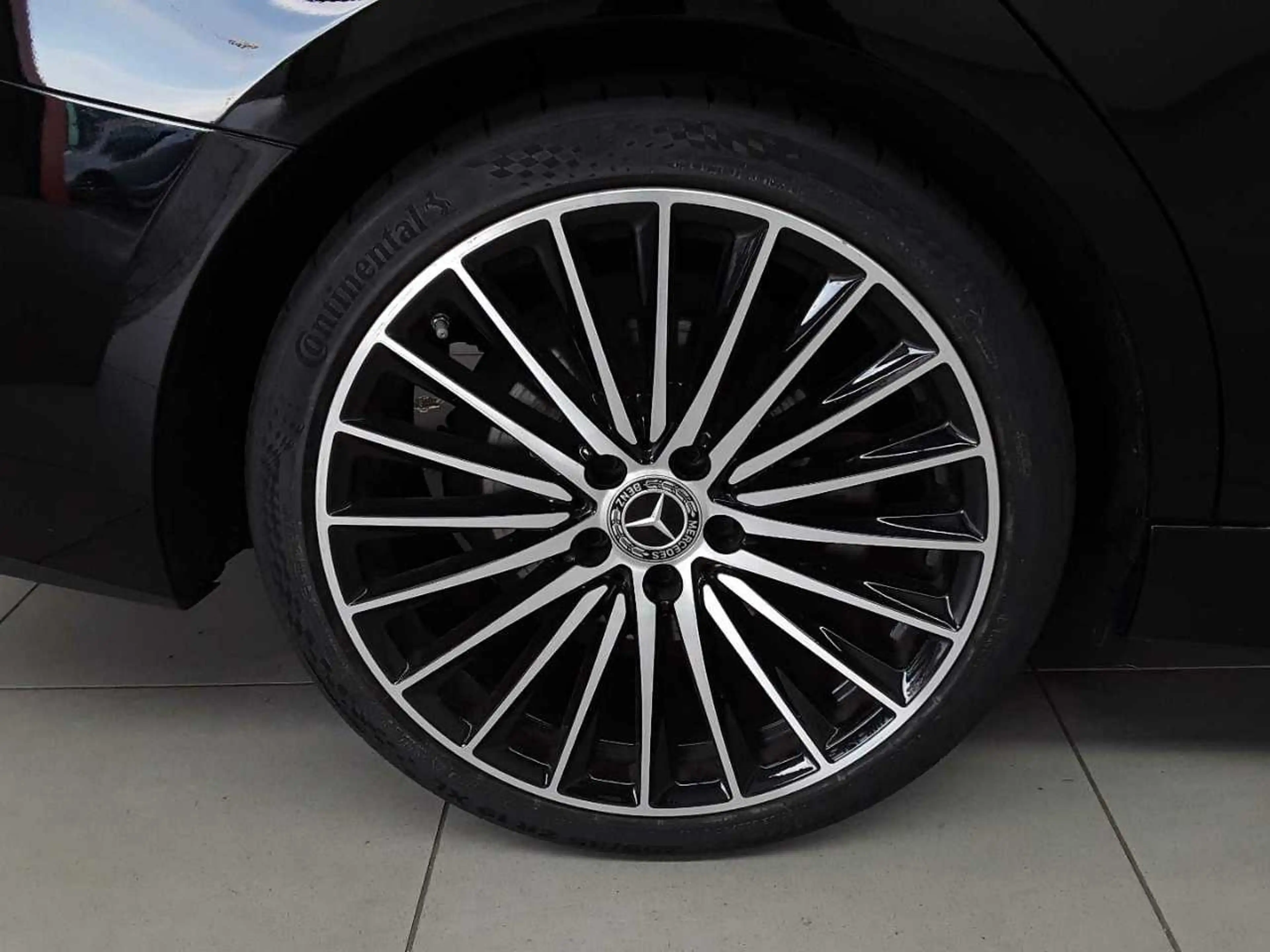 Mercedes-Benz C 300 C 300 d 9G 4Matic AMG AssiP KomfP PANO — photo 18