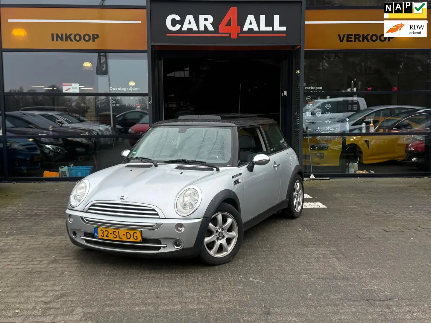 MINI Cooper Mini 1.6 Park Lane PANO/LEDER/CRUISE/AIRCO/NAP Grau - 1