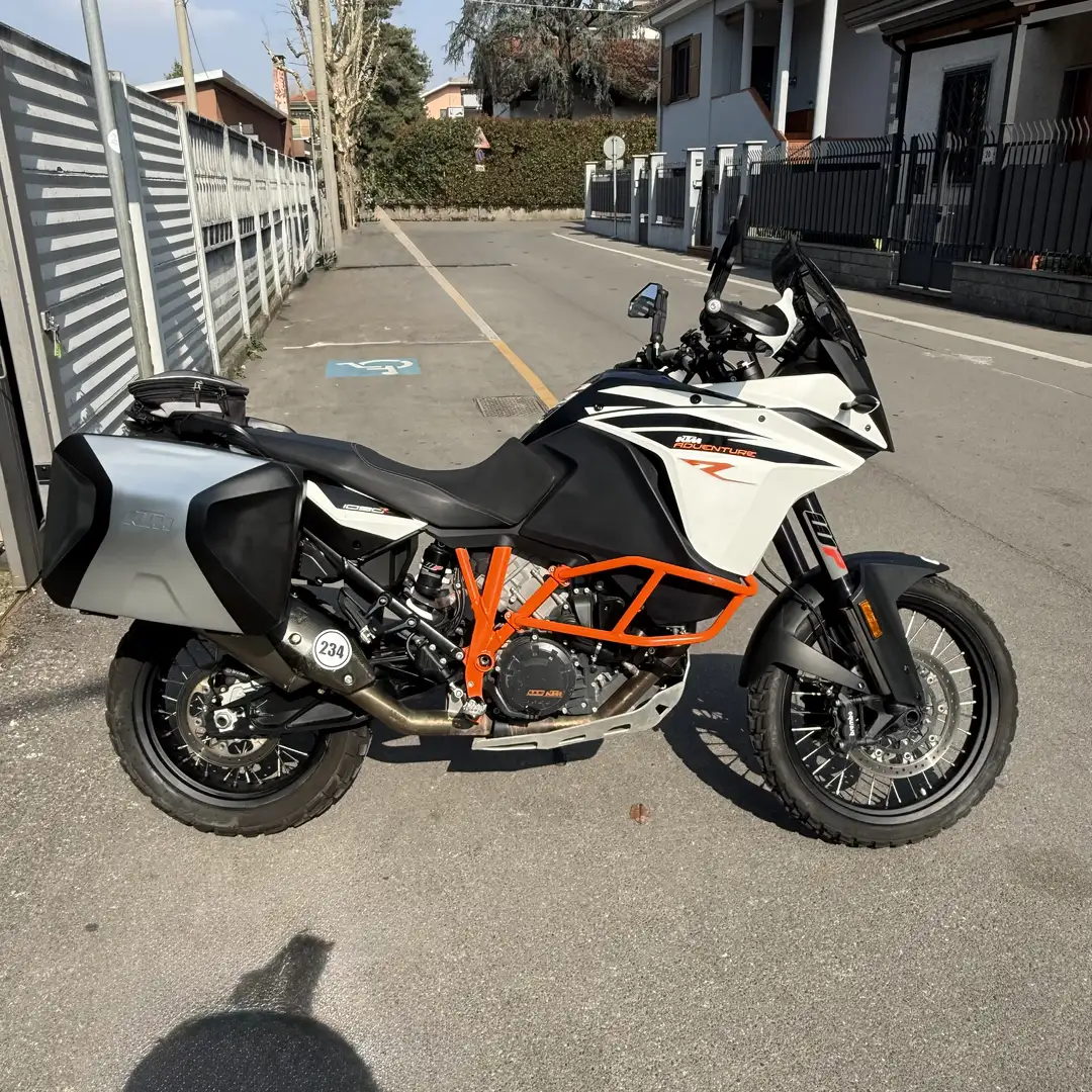 KTM 1090 Adventure Adventure R - 2