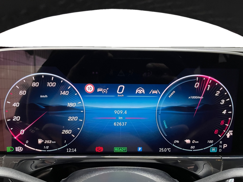 Mercedes-Benz E 300 de T Exclusive — photo 13