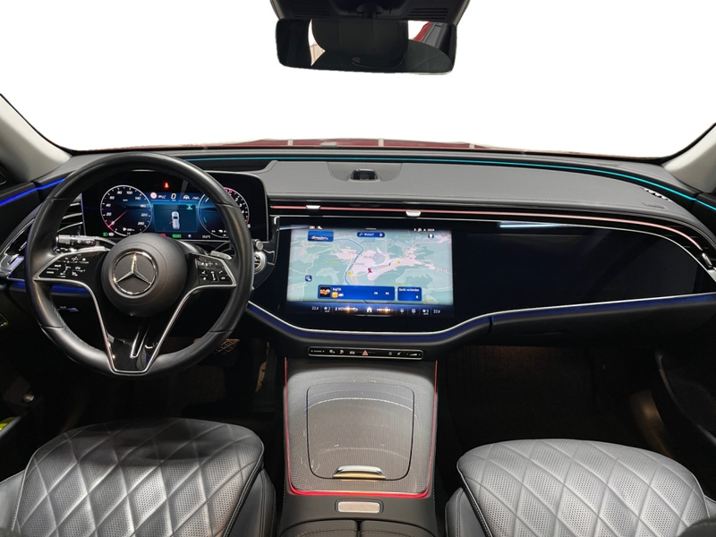 Mercedes-Benz E 300 de T Exclusive — photo 11