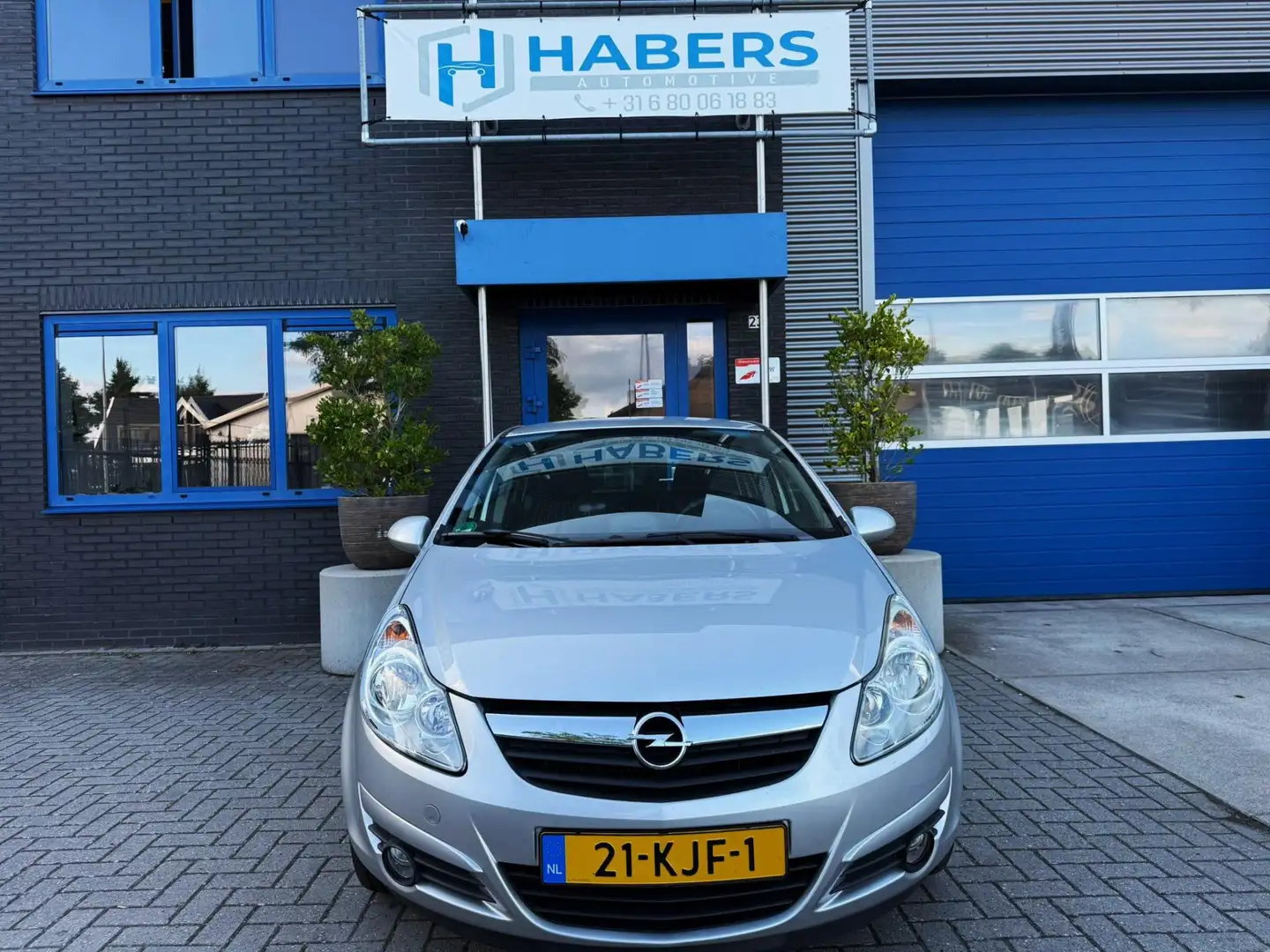 Opel Corsa 1.2-16V Cosmo 80PK|Origineel NL|Automaat|Airco|Ele Grijs - 2