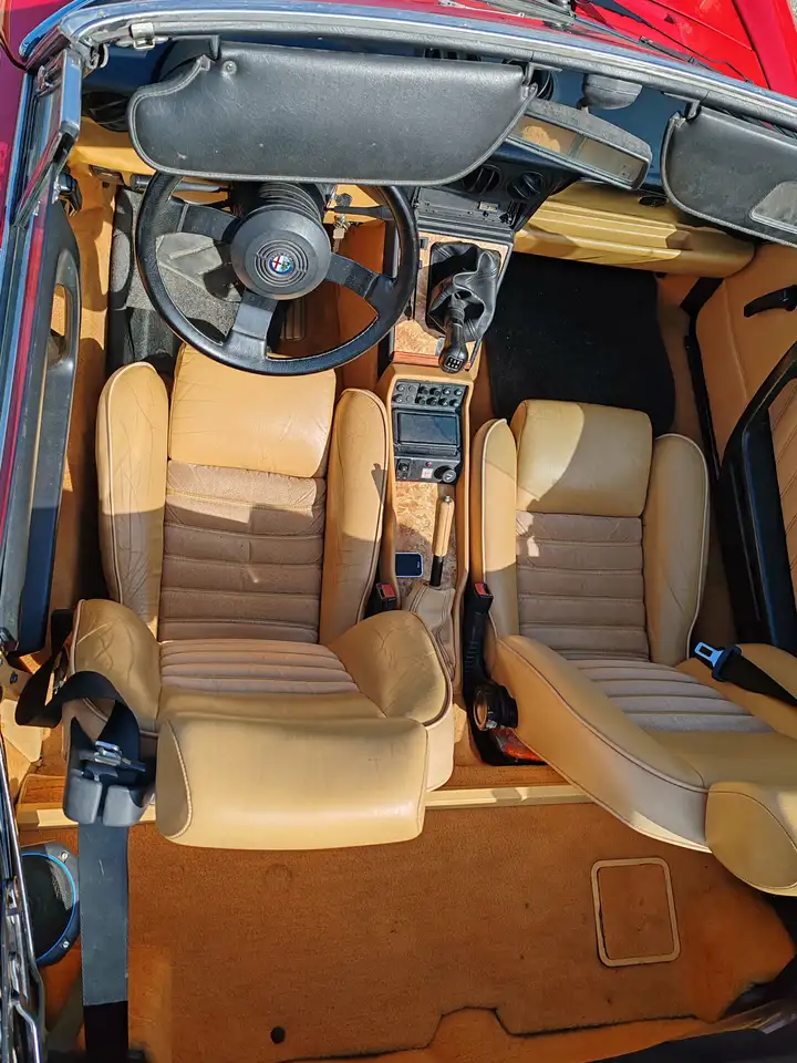Alfa Romeo Spider 2.0 my90, foto 7