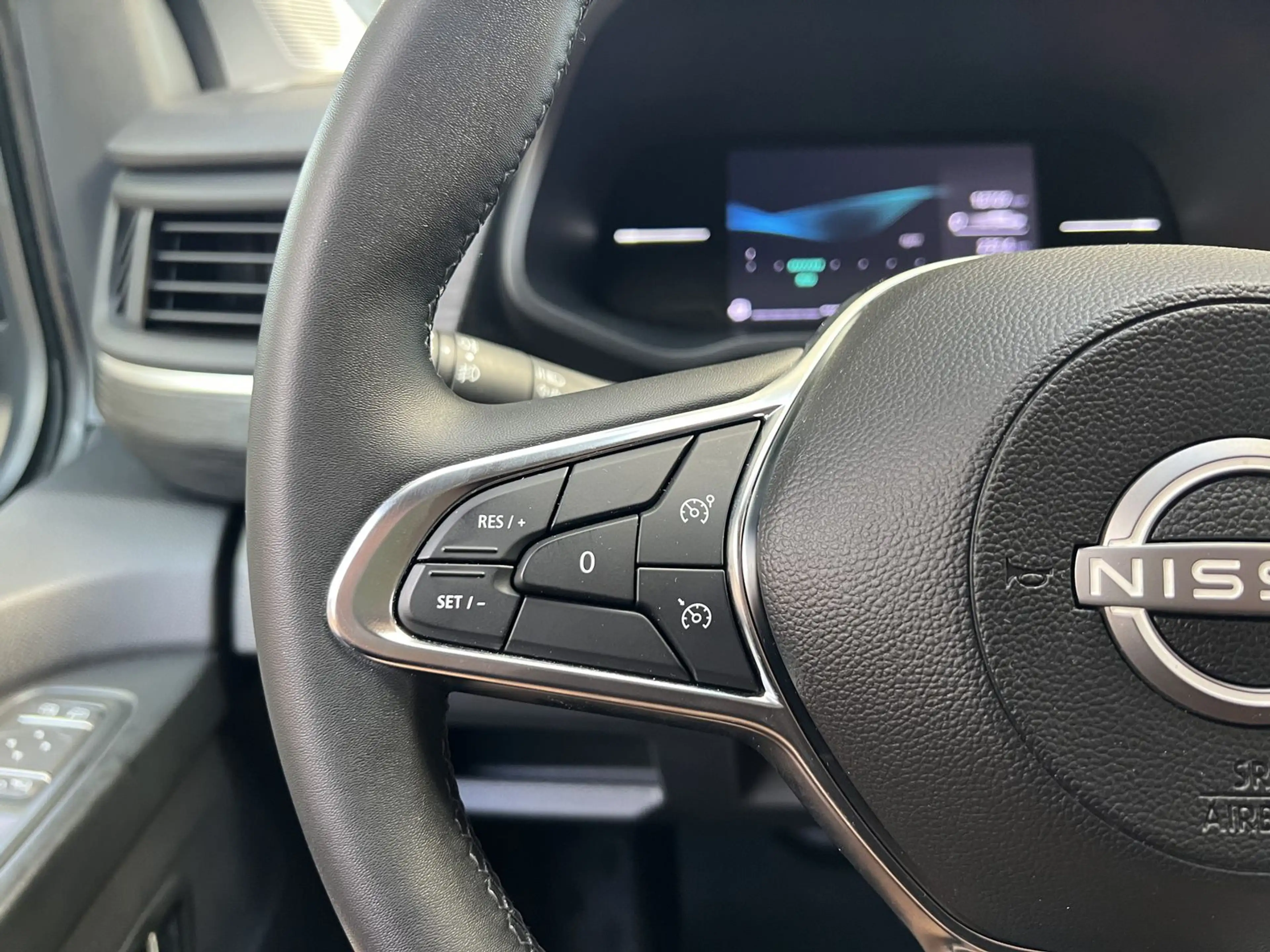 Nissan Primastar L1H1 2,8t Tekna Kamera CarPlay 8 Sitze — photo 12