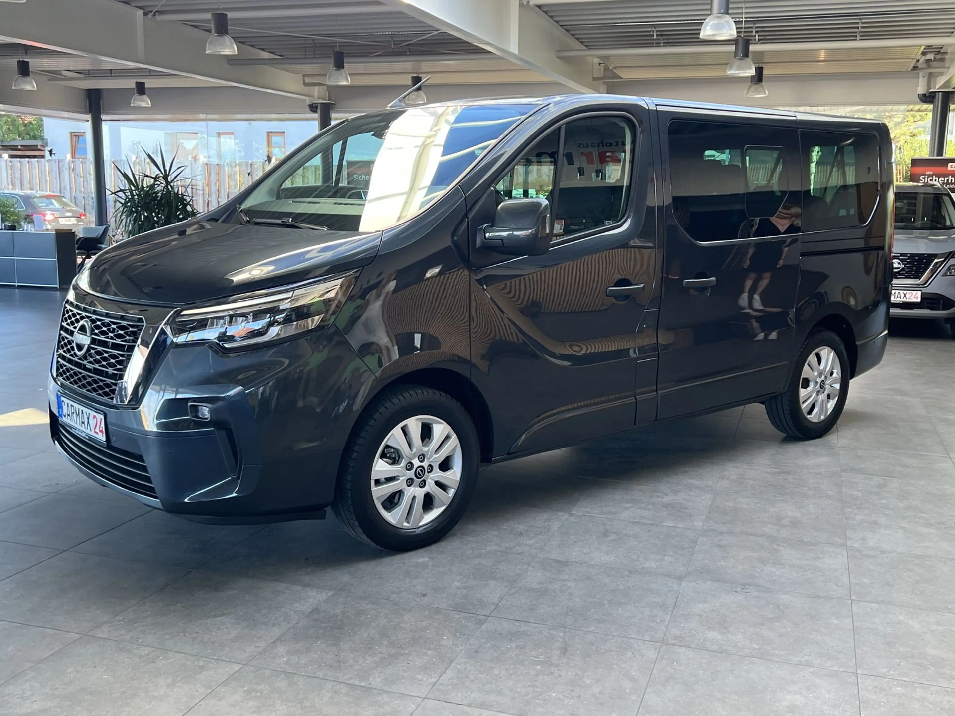 Nissan Primastar L1H1 2,8t Tekna Kamera CarPlay 8 Sitze — photo 5