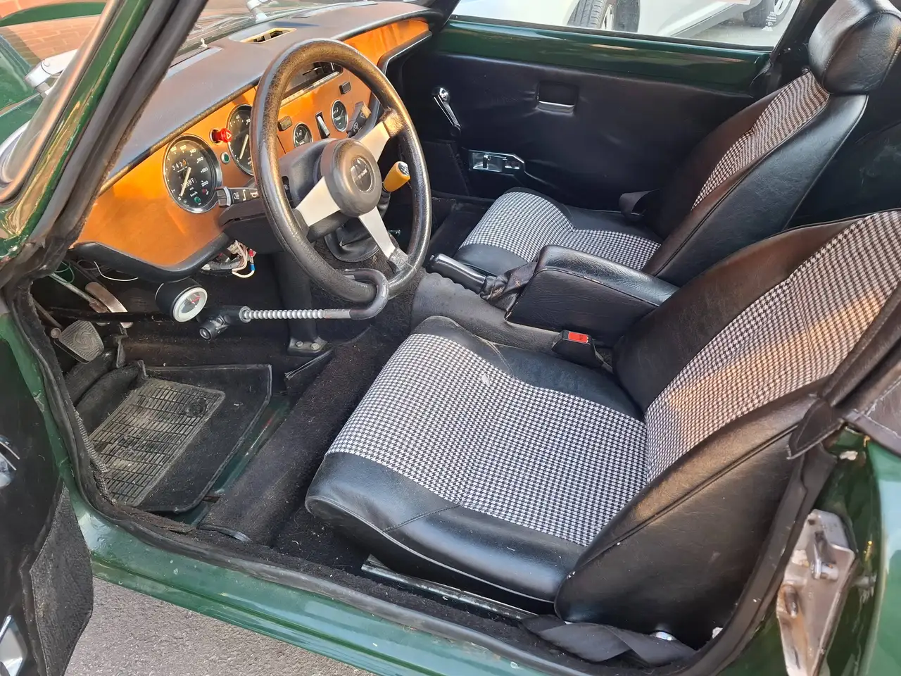 Triumph Spitfire 1500, foto 5