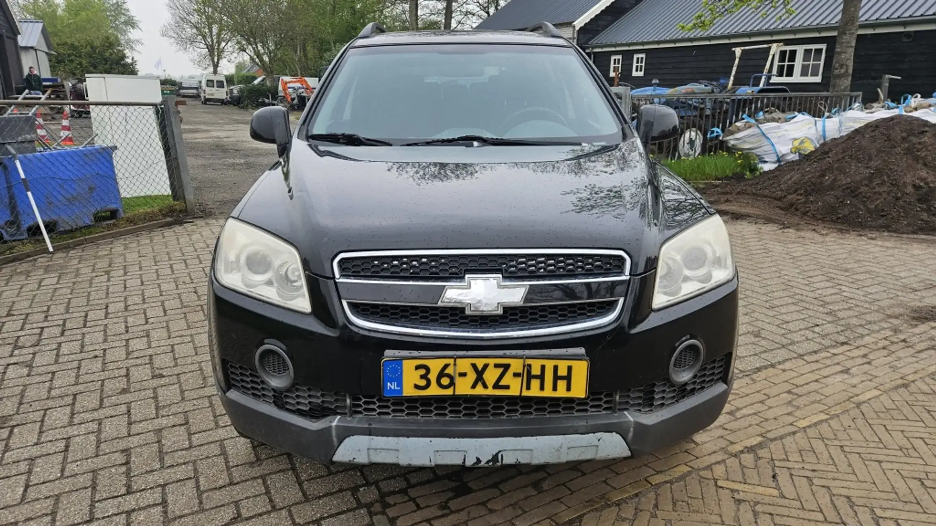 Chevrolet Captiva 2.4i Style 2WD Zwart - 2