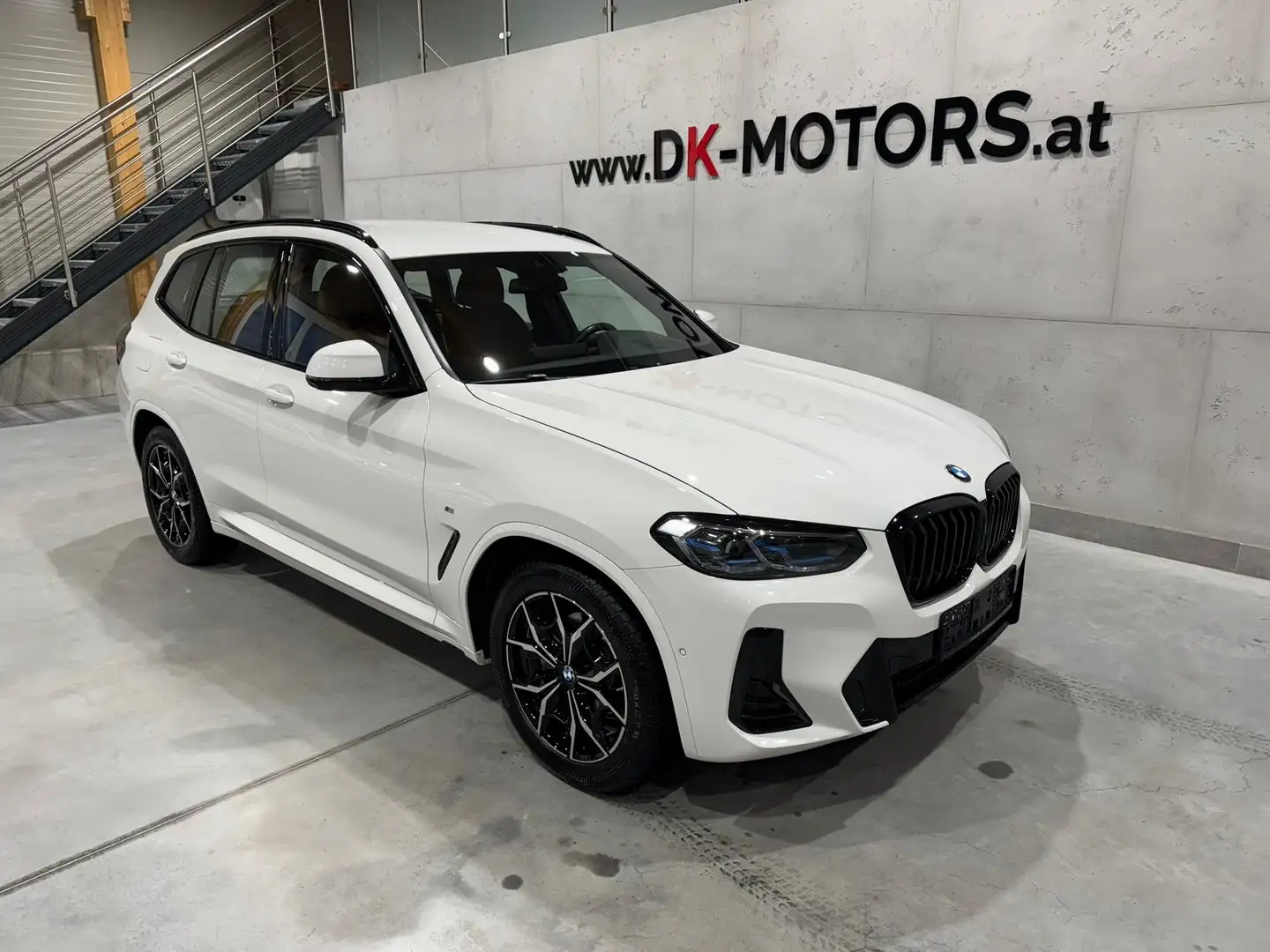 BMW X3 xDrive 20d M-Sport / Laser/ 360 Kamera/ HeadUp Weiß - 2