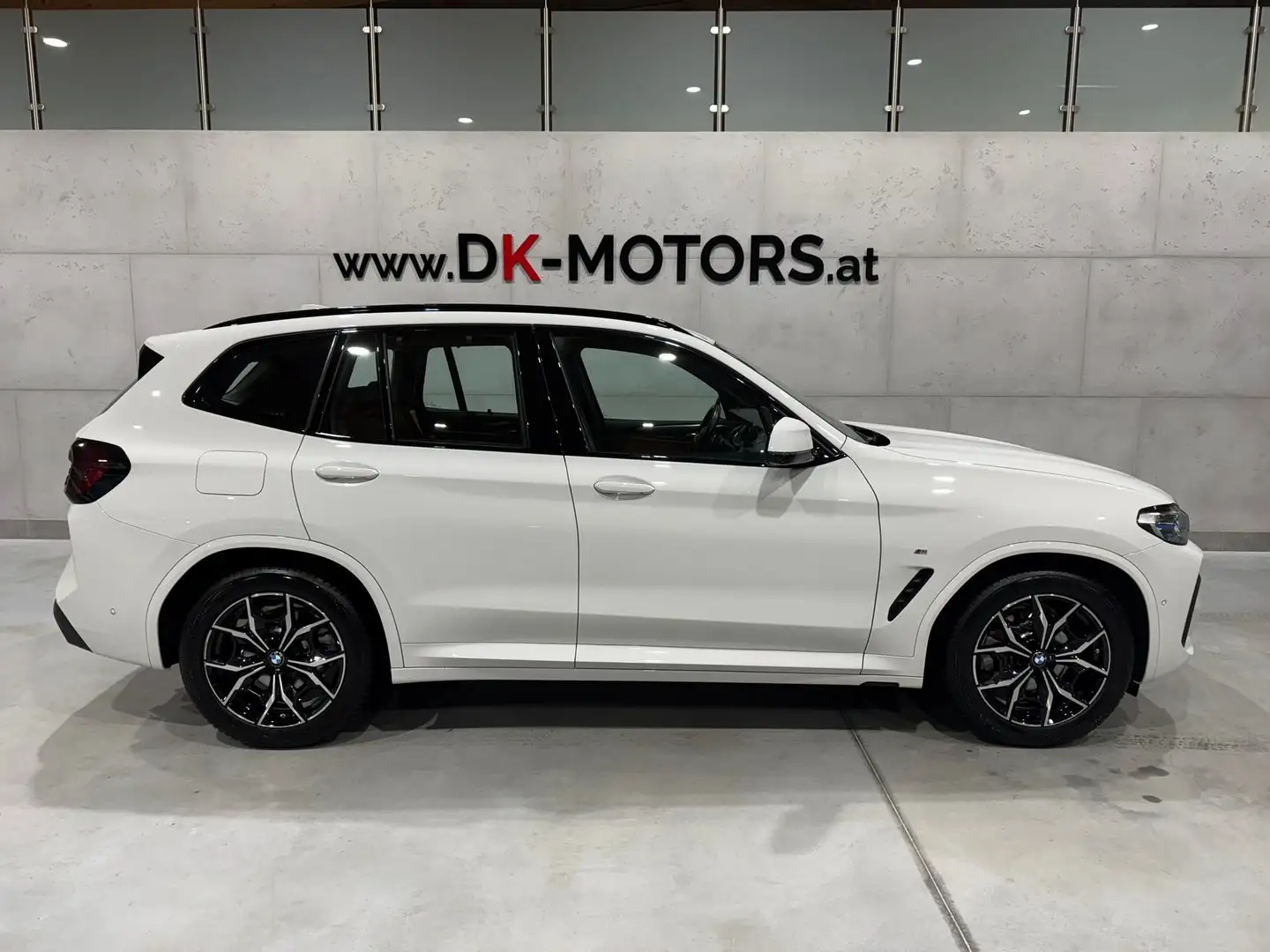 BMW X3 xDrive 20d M-Sport / Laser/ 360 Kamera/ HeadUp Weiß - 1