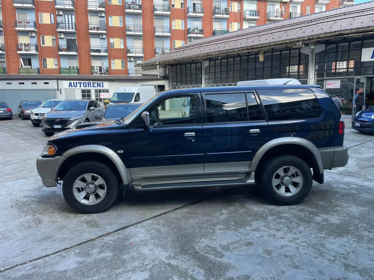 Mitsubishi Pajero Sport Pajero Sport Wagon 2.5 tdi Instyle 115cv Blau - 2