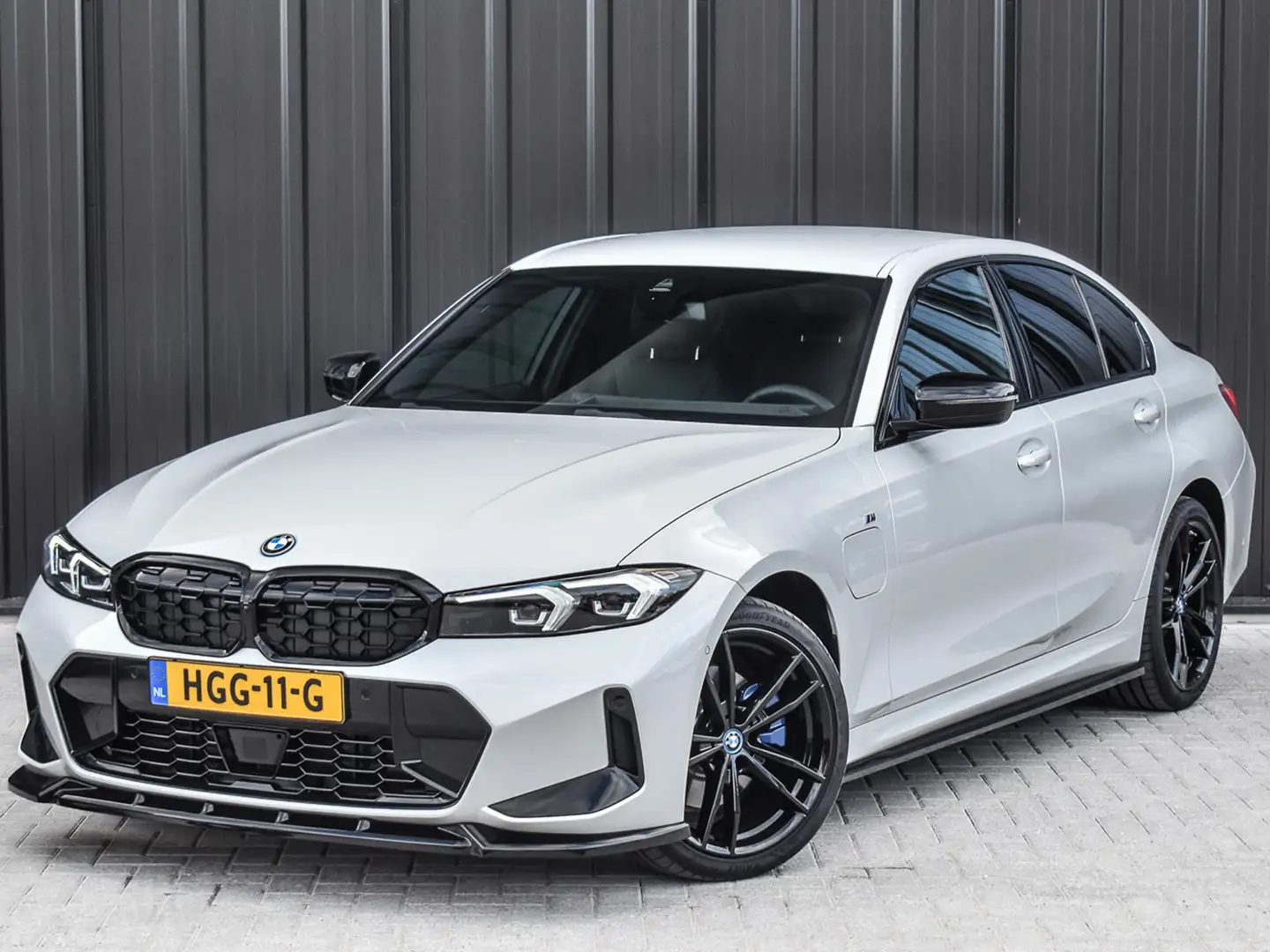 BMW 330 3-serie 330e X-DRIVE M-SPORT | ACTIVE CRUISE | TRE - 2