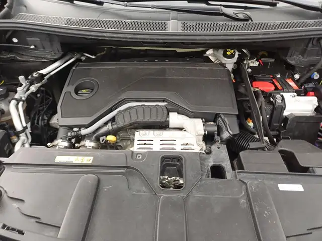 Peugeot 3008 view 5