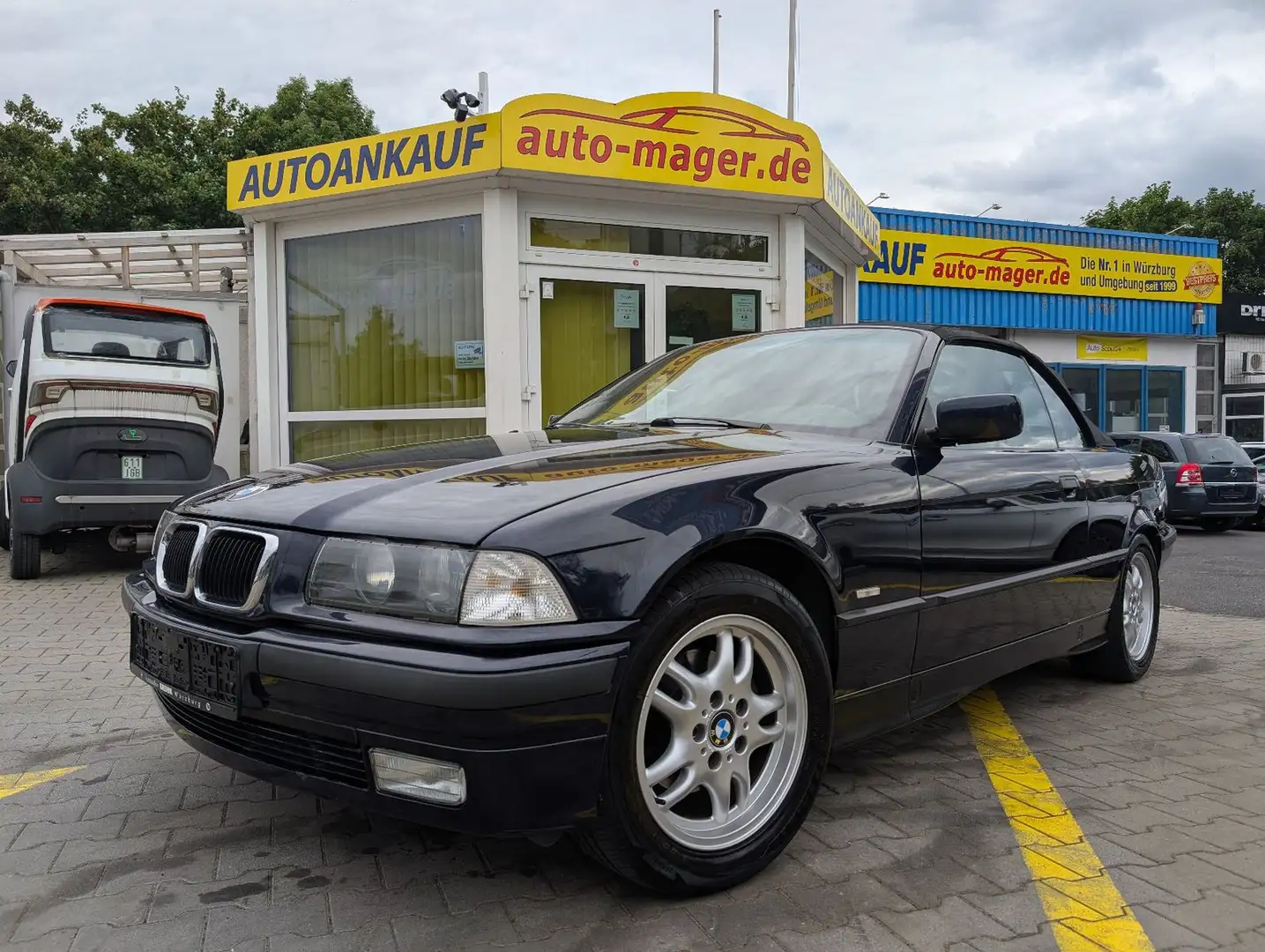 BMW 318 i e36 Cabrio*Leder *TÜV&INSP. NEU*Original Zu Blau - 2