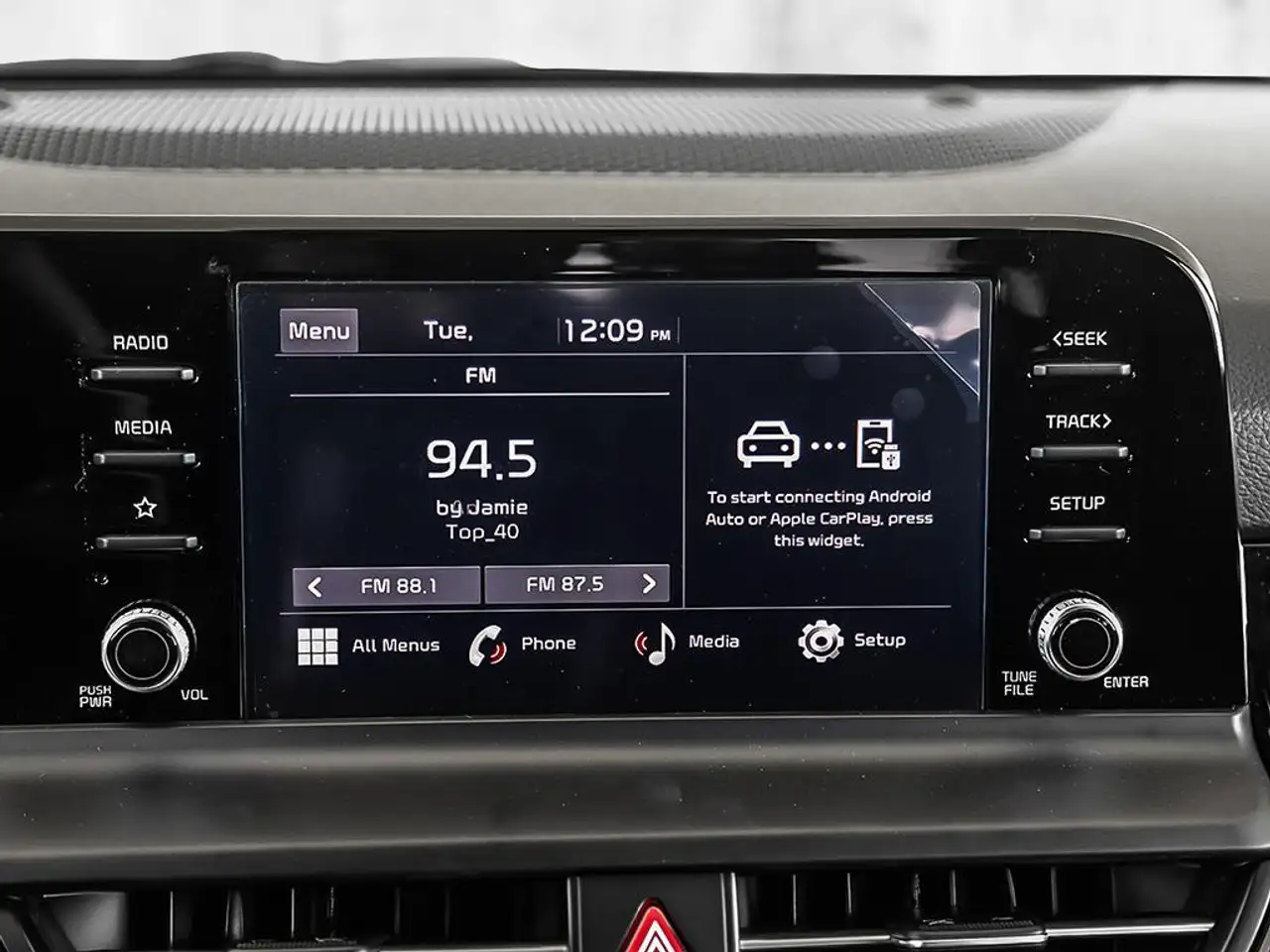 Kia Seltos снимка Kia Seltos