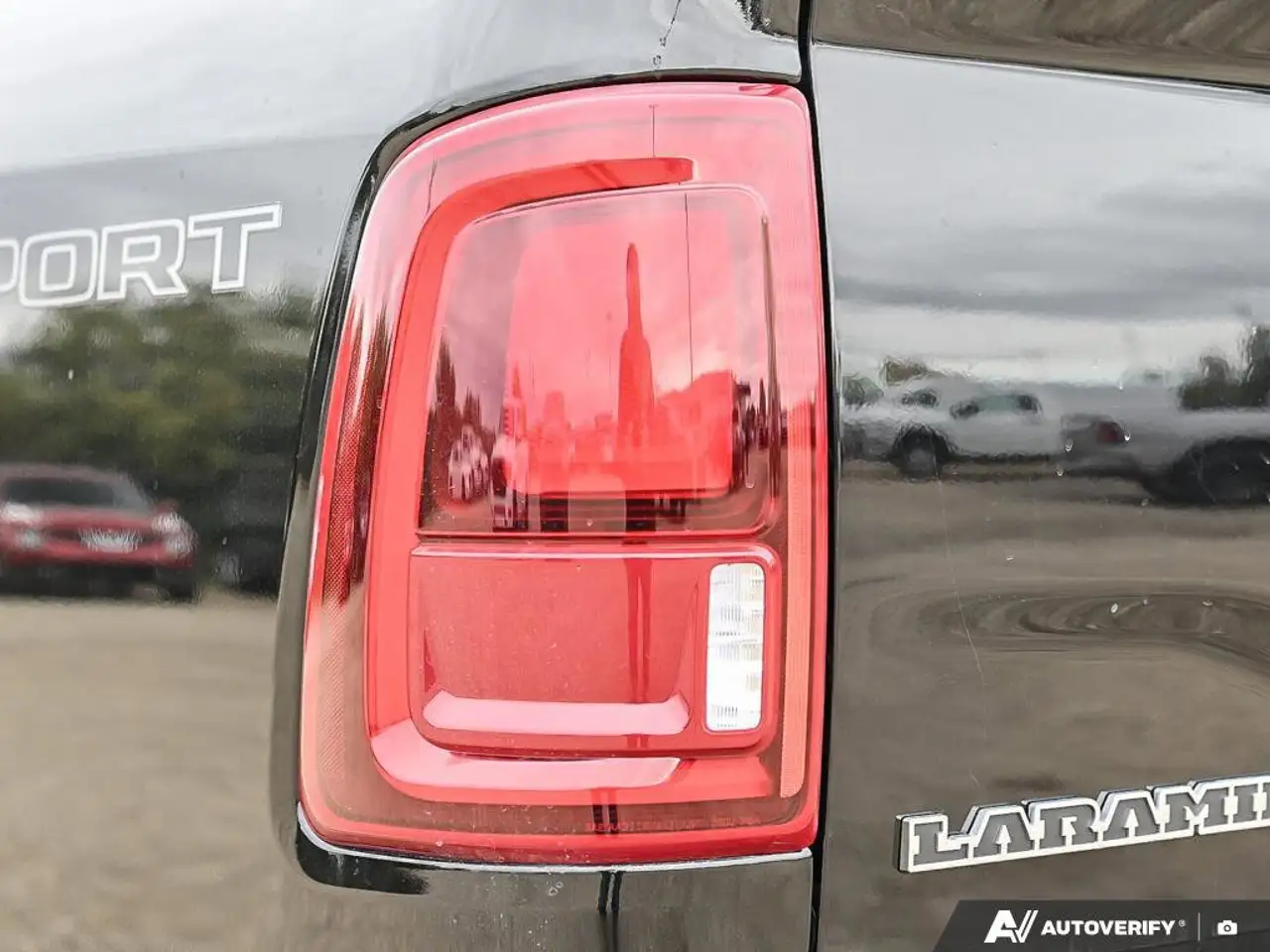 RAM 3500 снимка RAM 3500