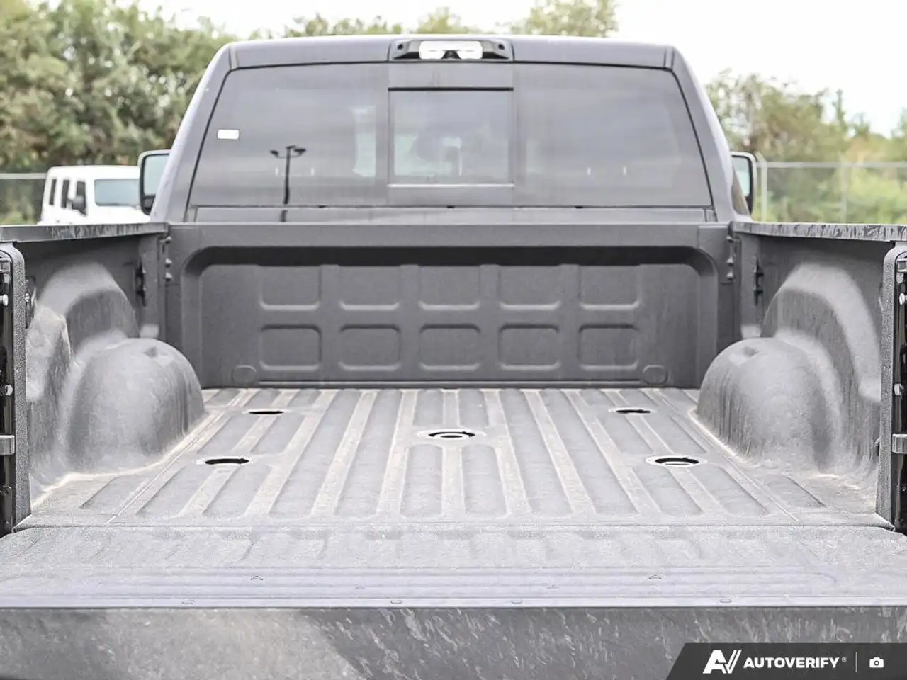 RAM 3500 снимка RAM 3500