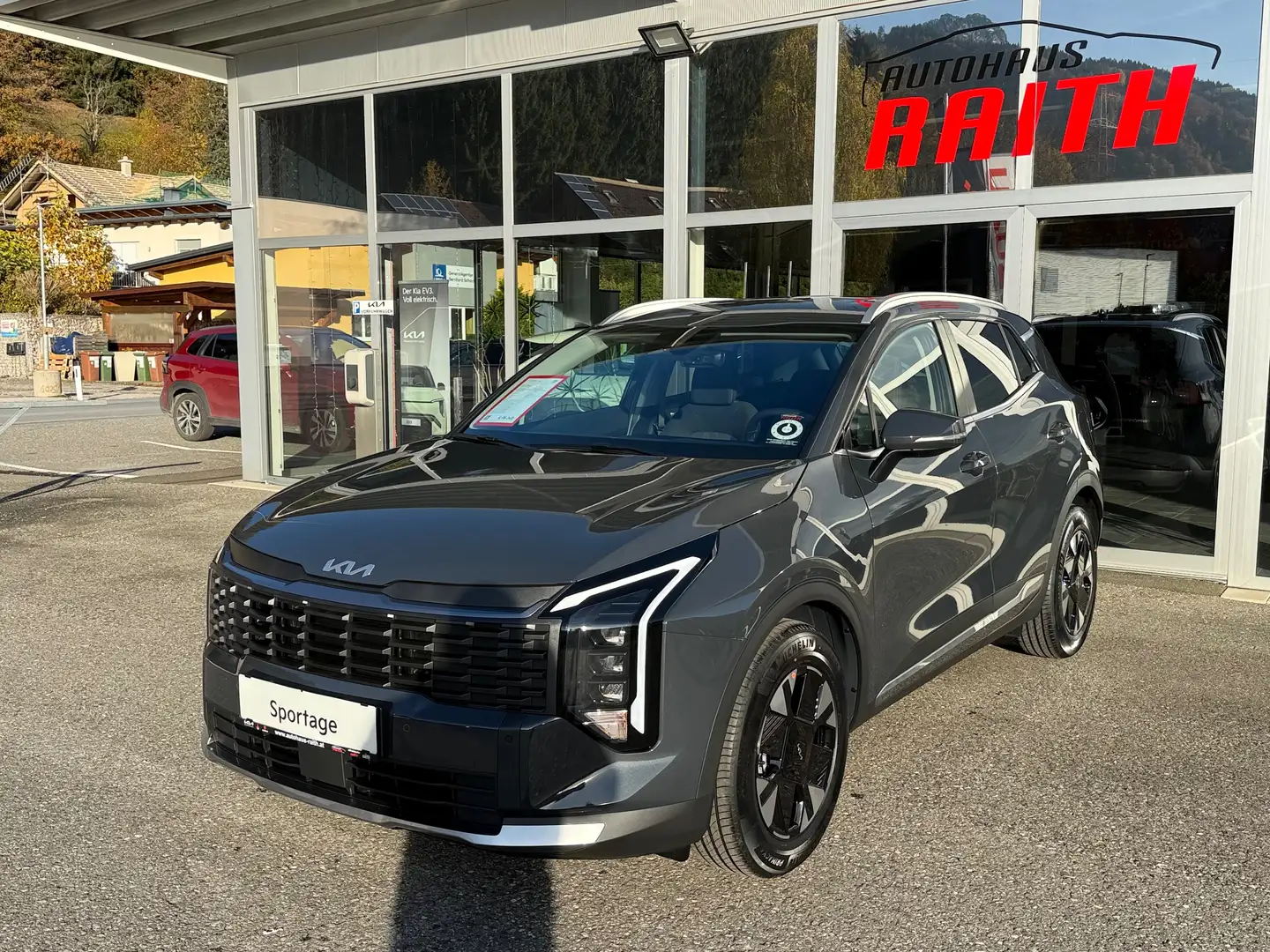 Kia Sportage 1,6 TGDI Silber 7DCT AWD Gris - 1