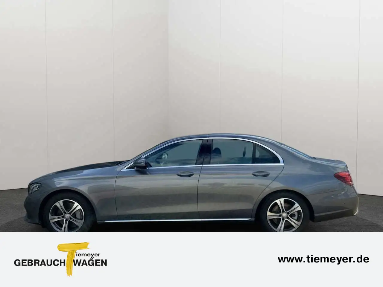 2016 Mercedes-Benz E 350 d Avantgarde, photograph 9